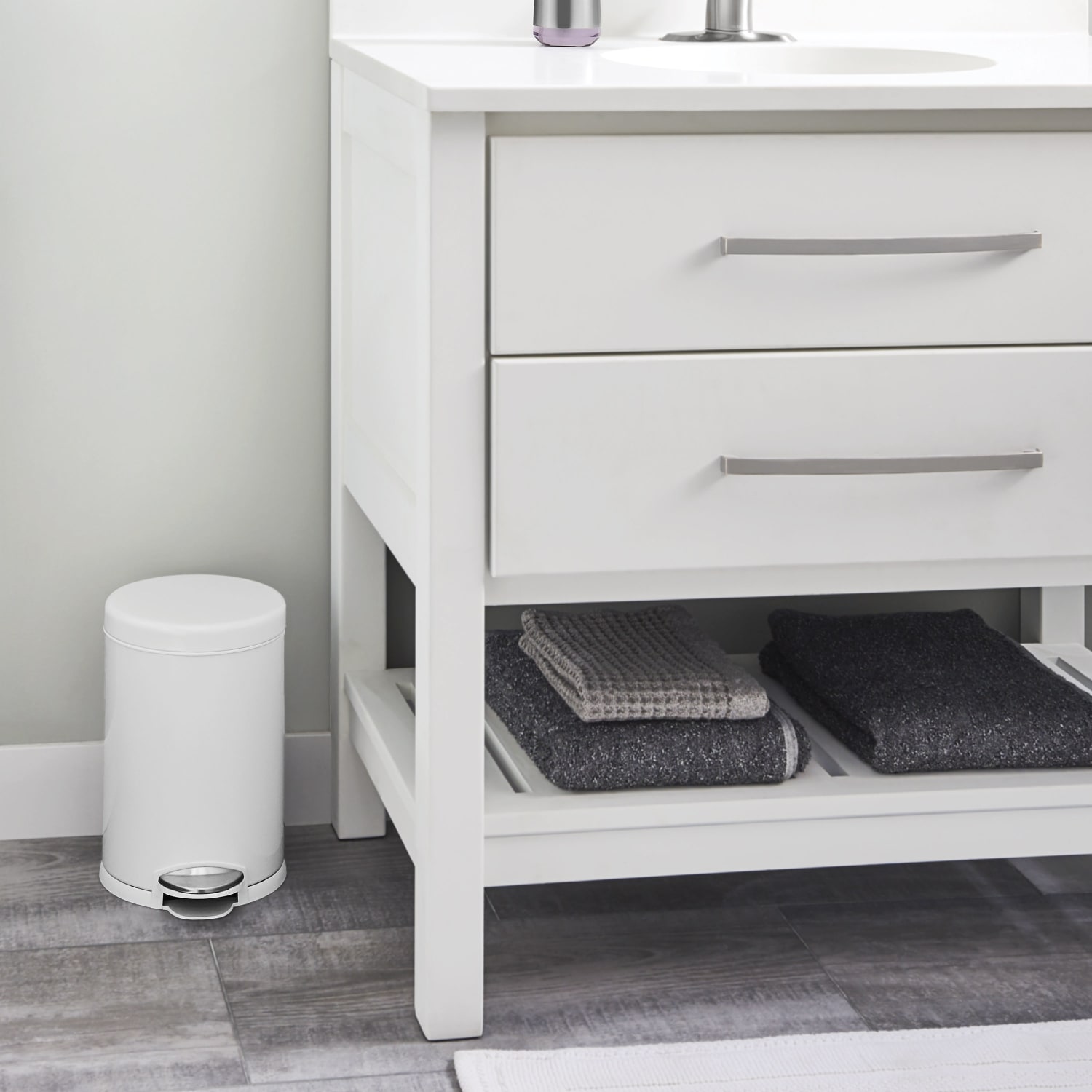 simplehuman Mini Round Step Trash Can, 1.2 Gallons, 12.1inH x 7.6inW x 10inD, White Steel - Image 4