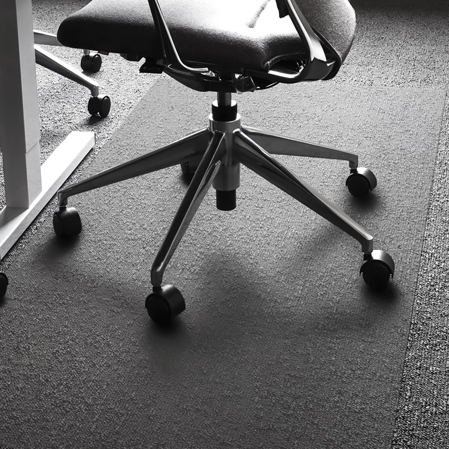Floortex Advantagemat Vinyl Rectangular Chair Mat for Carpets up to 1/4in, 48in x 79in, Clear - Image 3