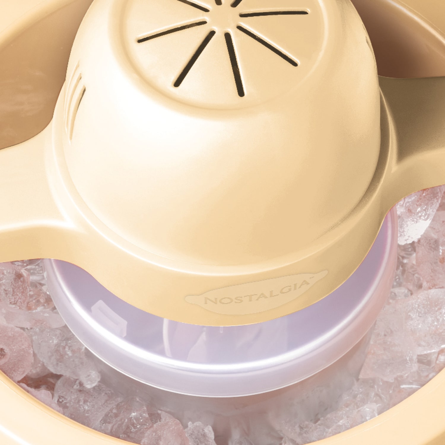 Nostalgia Electrics WICM4L Electric Wood Bucket Ice Cream Maker, Brown - Image 5