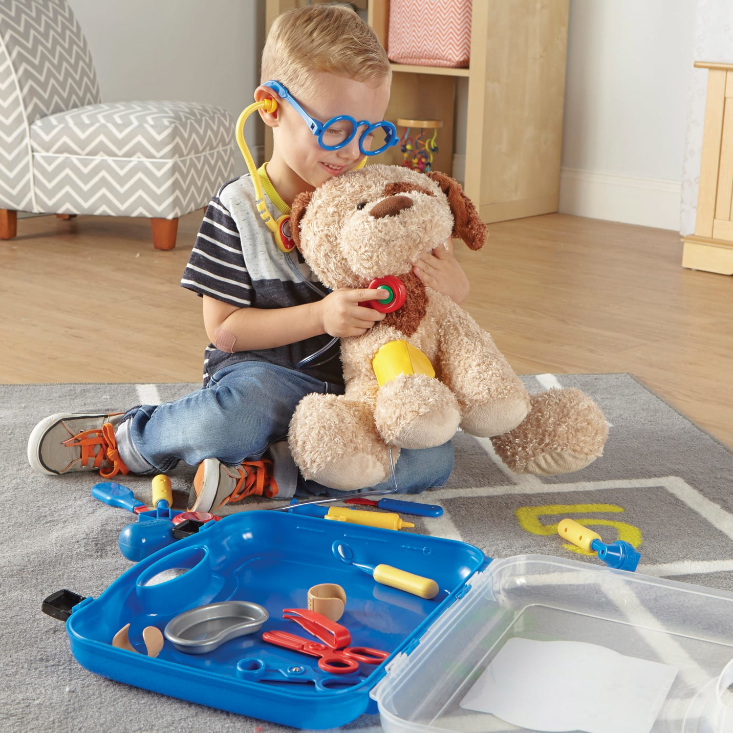 Learning Resources Pretend & Play Doctor Set, 12 1/2inH x 14 1/2inW x 3 1/2inD, Grades Pre-K - 4 - Image 4