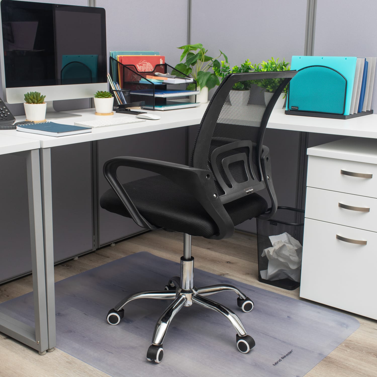 Mind Reader Swivel Office Chair with Wheels, Plastic/Mesh, Black - Image 3