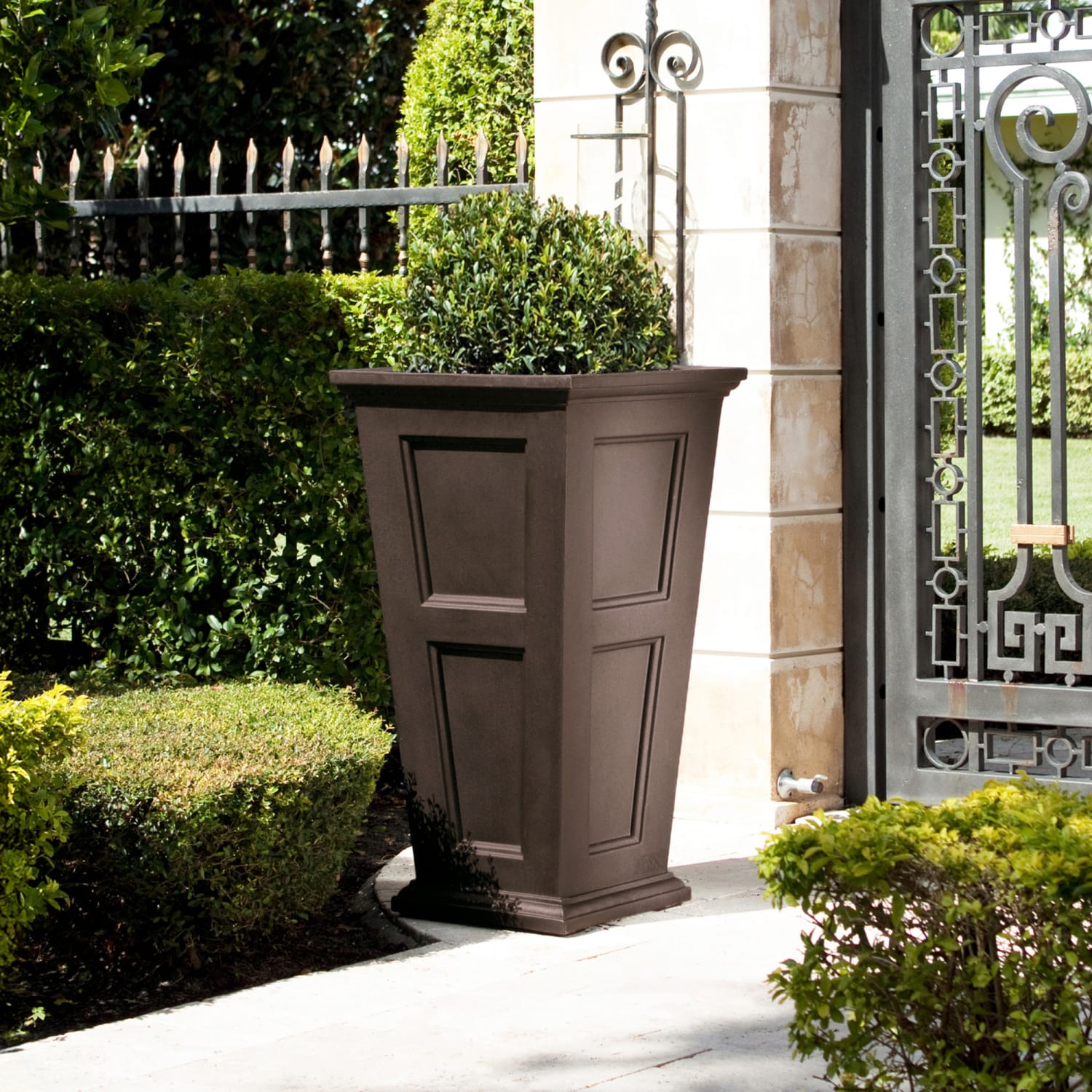 Mayne Fairfield Planter, 40inH, Espresso - Image 5