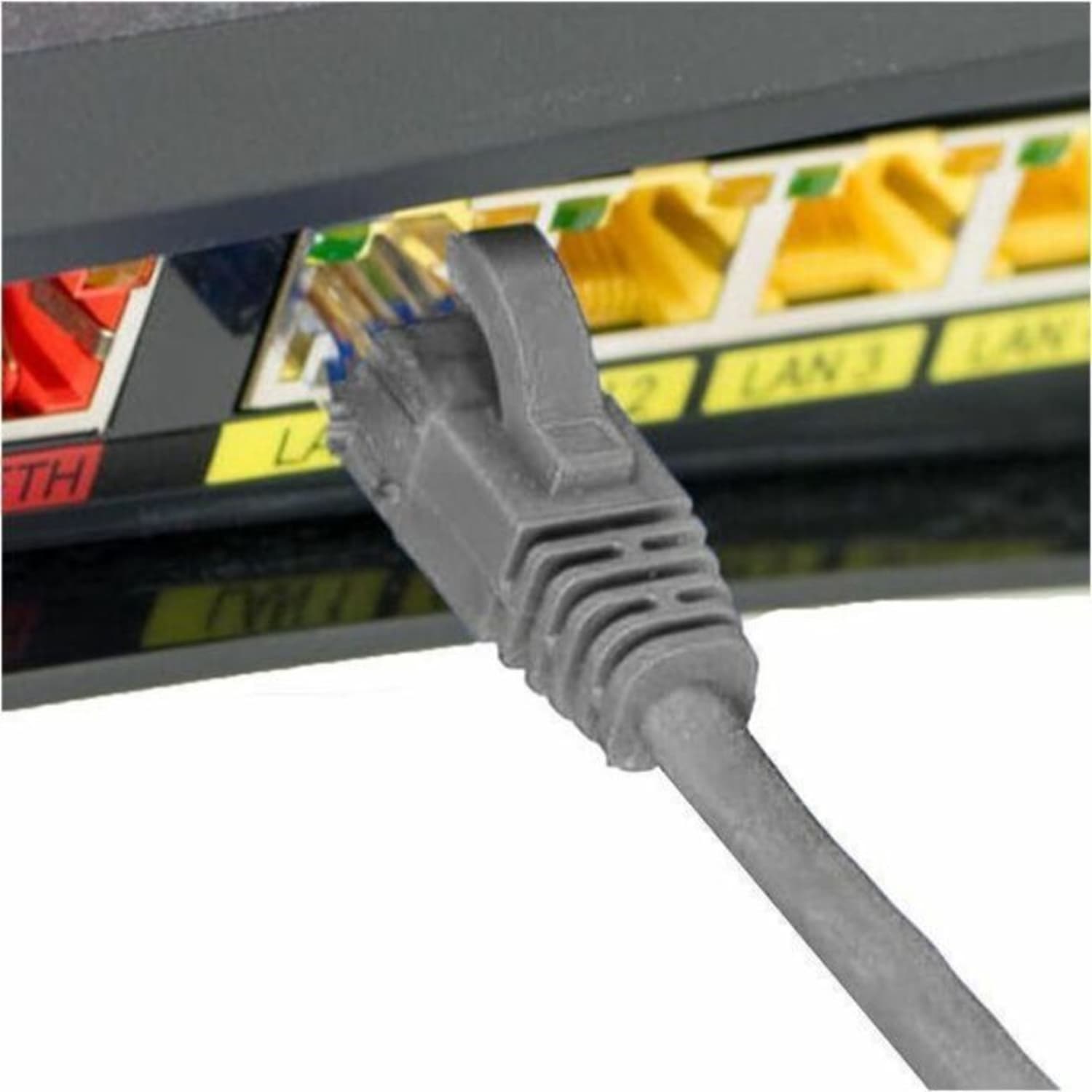 4XEM 25FT Cat5e Molded RJ45 UTP Network Patch Cable (Gray) - 25 ft Category 5e Network Cable for Network Device, Notebook - First End: 1 x RJ-45 Network - Male - Second End: 1 x RJ-45 Network - Male - 1 Gbit/s - Patch Cable - CMG - 26 AWG - Gray - 1 - Image 3