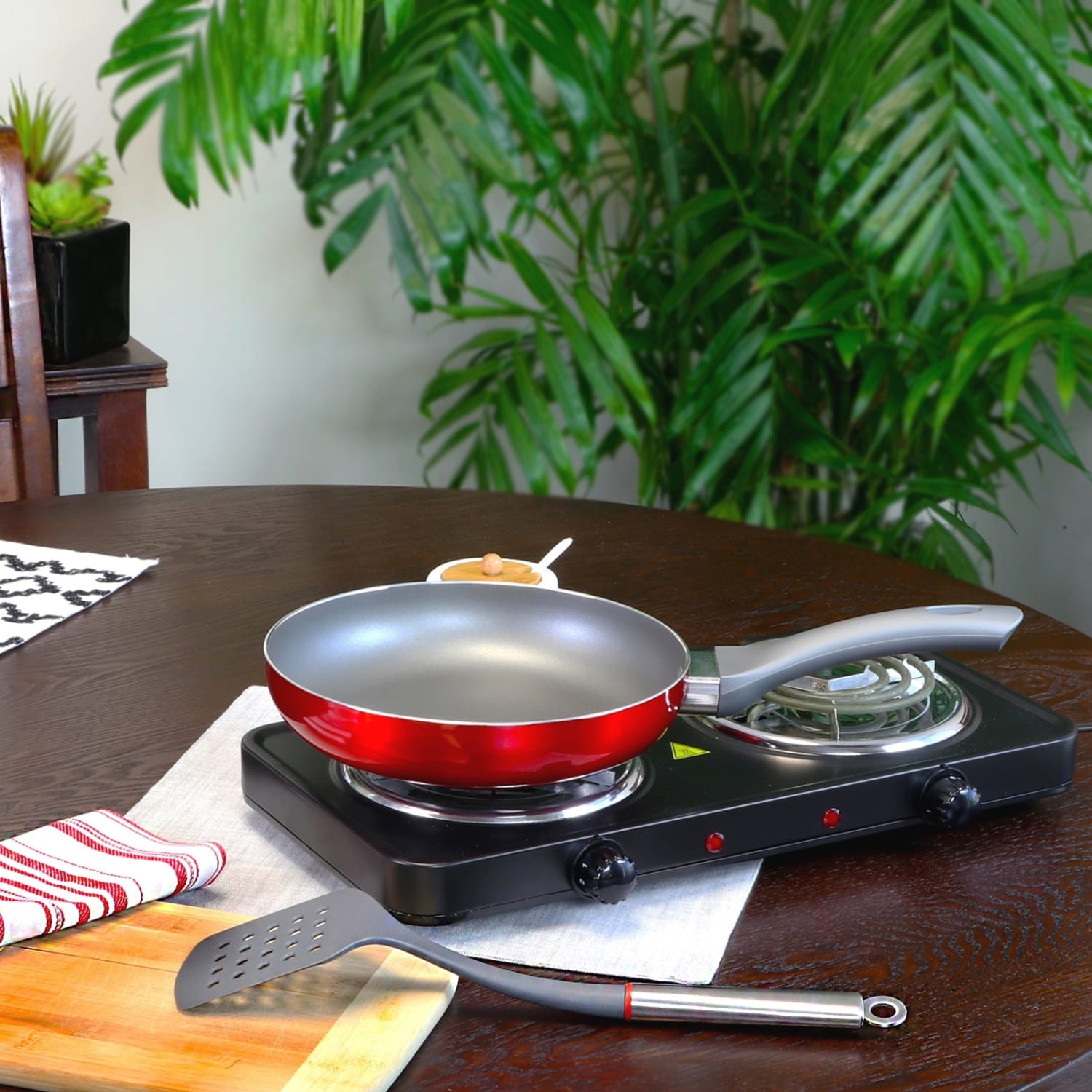 Oster Herscher Aluminum Frying Pan, 9-1/2in, Red - Image 4