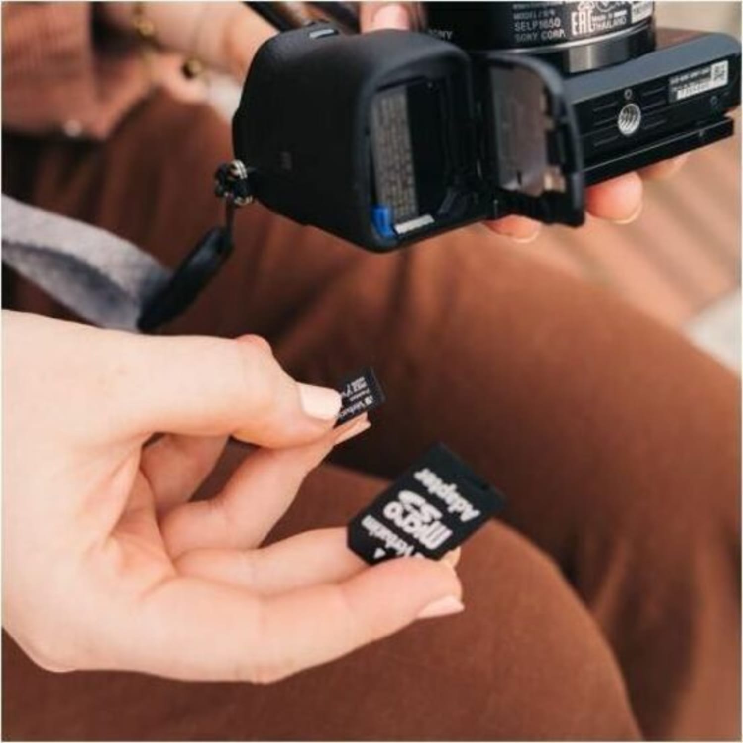 Verbatim 32GB Premium microSDHC Memory Card with Adapter, UHS-I V10 U1 Class 10 - 32GB - Image 5