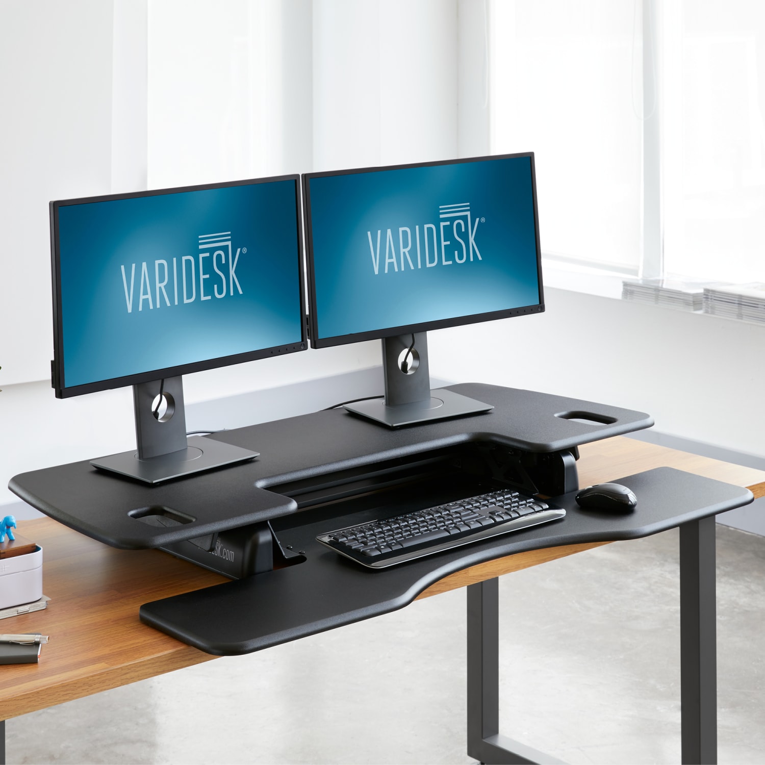VariDesk ProPlus Manual Standing Desk Riser, 17-1/2inH x 48inW x 24inD, Black - Image 5