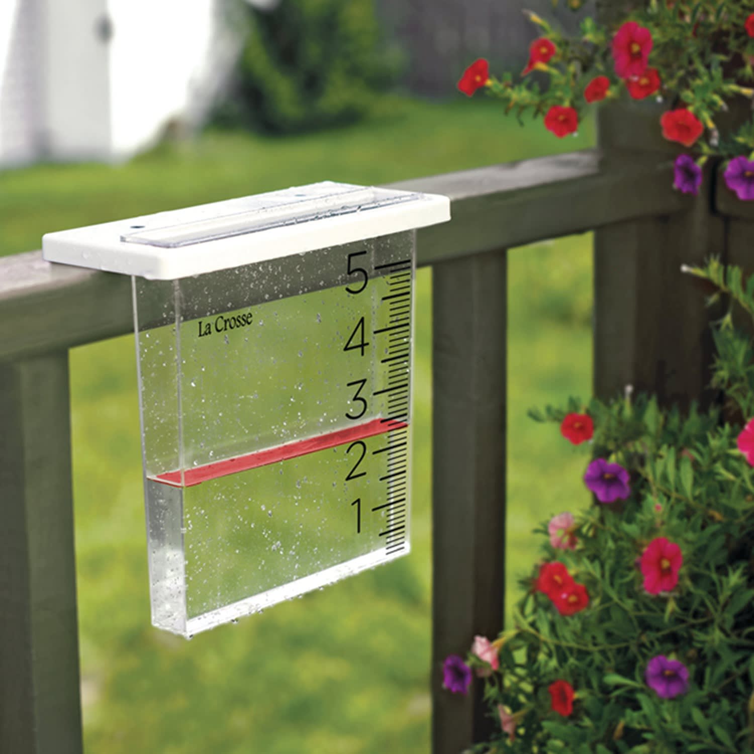 La Crosse Technology Waterfall Rain Gauge, 8-1/2in, Clear - Image 3