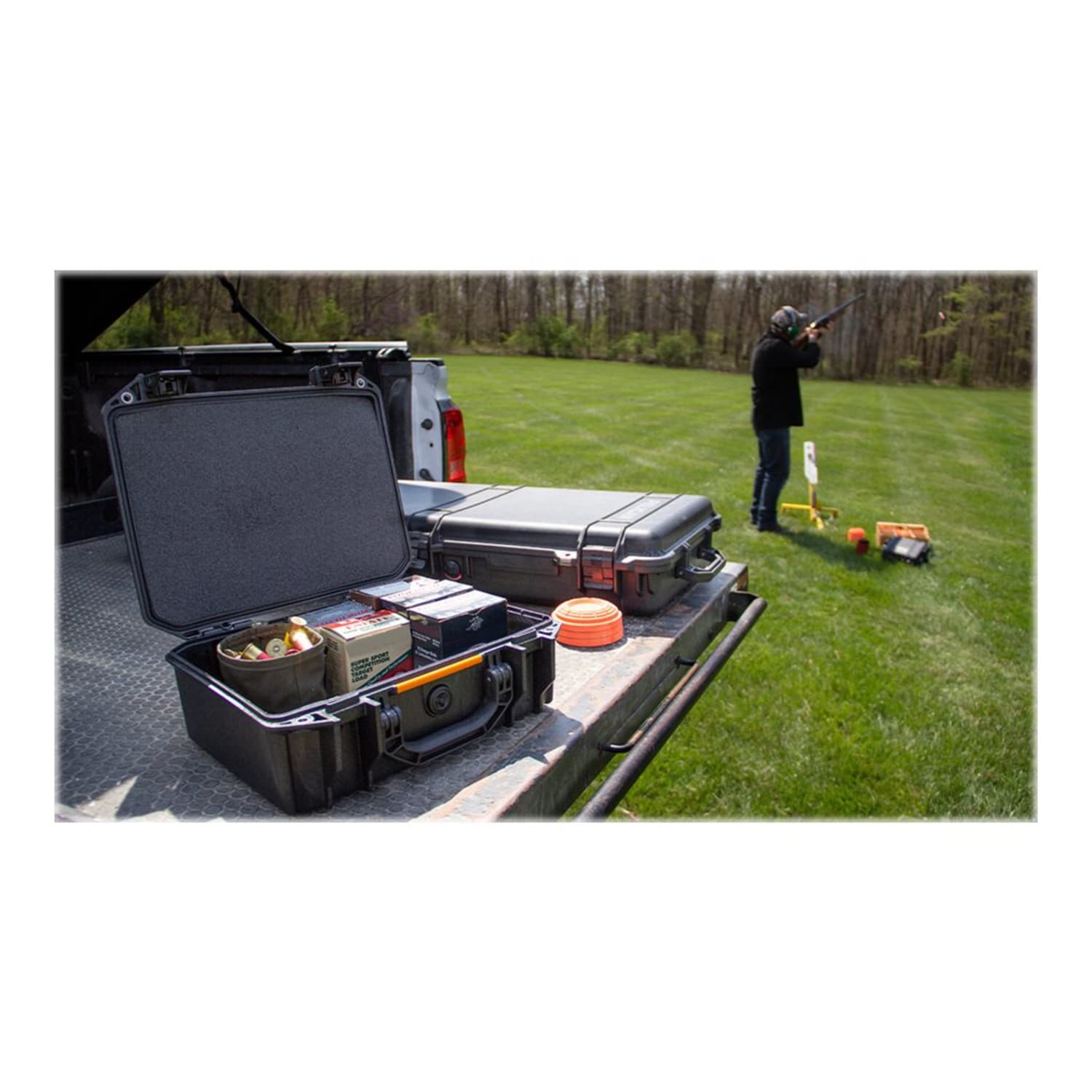Pelican Polyethene Vault V200 Med. Pistol Case With Foam, 15-7/16inH x 13-1/8inW x 6-3/16inD, Black - Image 6