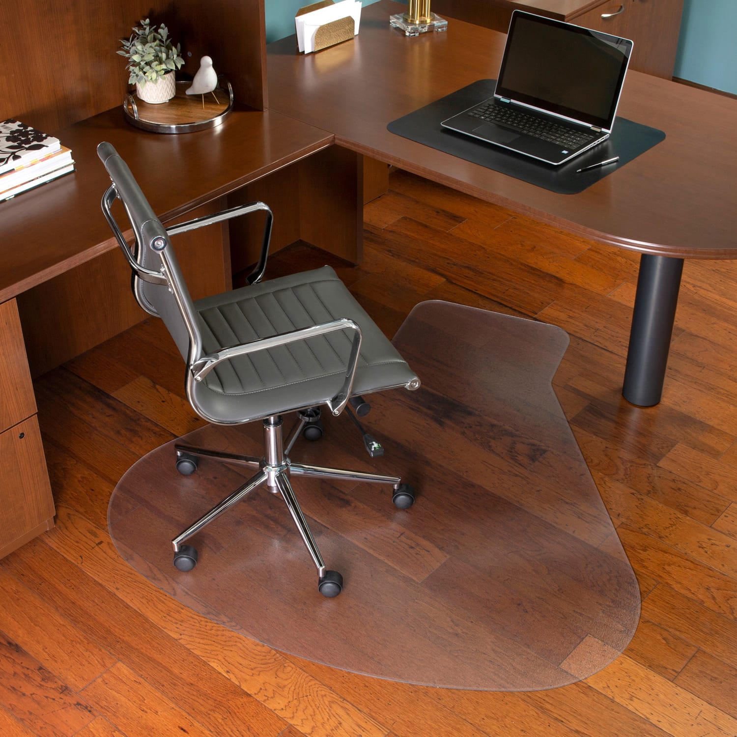 ES Robbins EverLife Workstation Vinyl Chair Mat For Hard Floors, 54in x 60in, Clear - Image 3