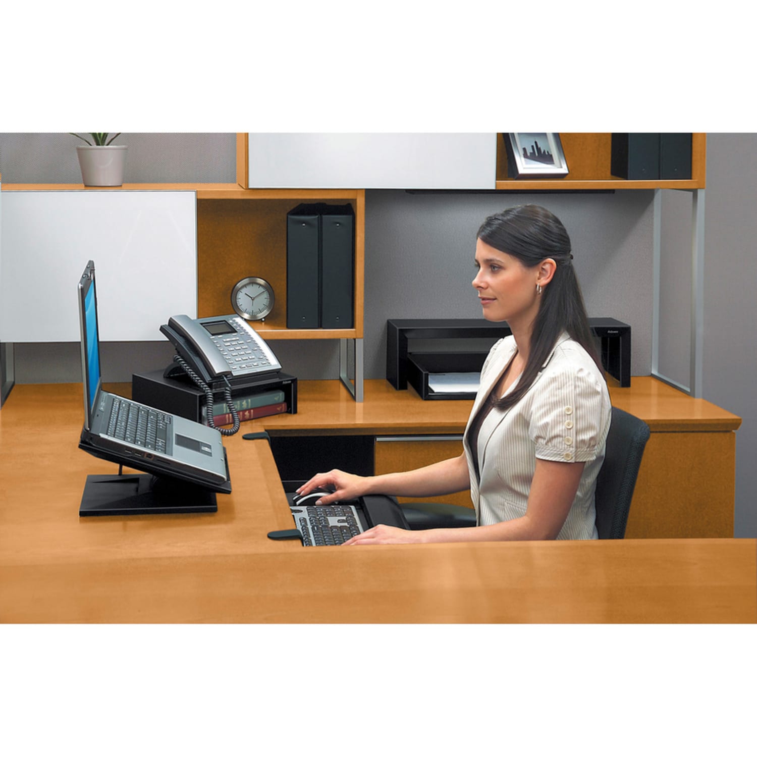 Fellowes Designer Suites Laptop Riser - Image 6