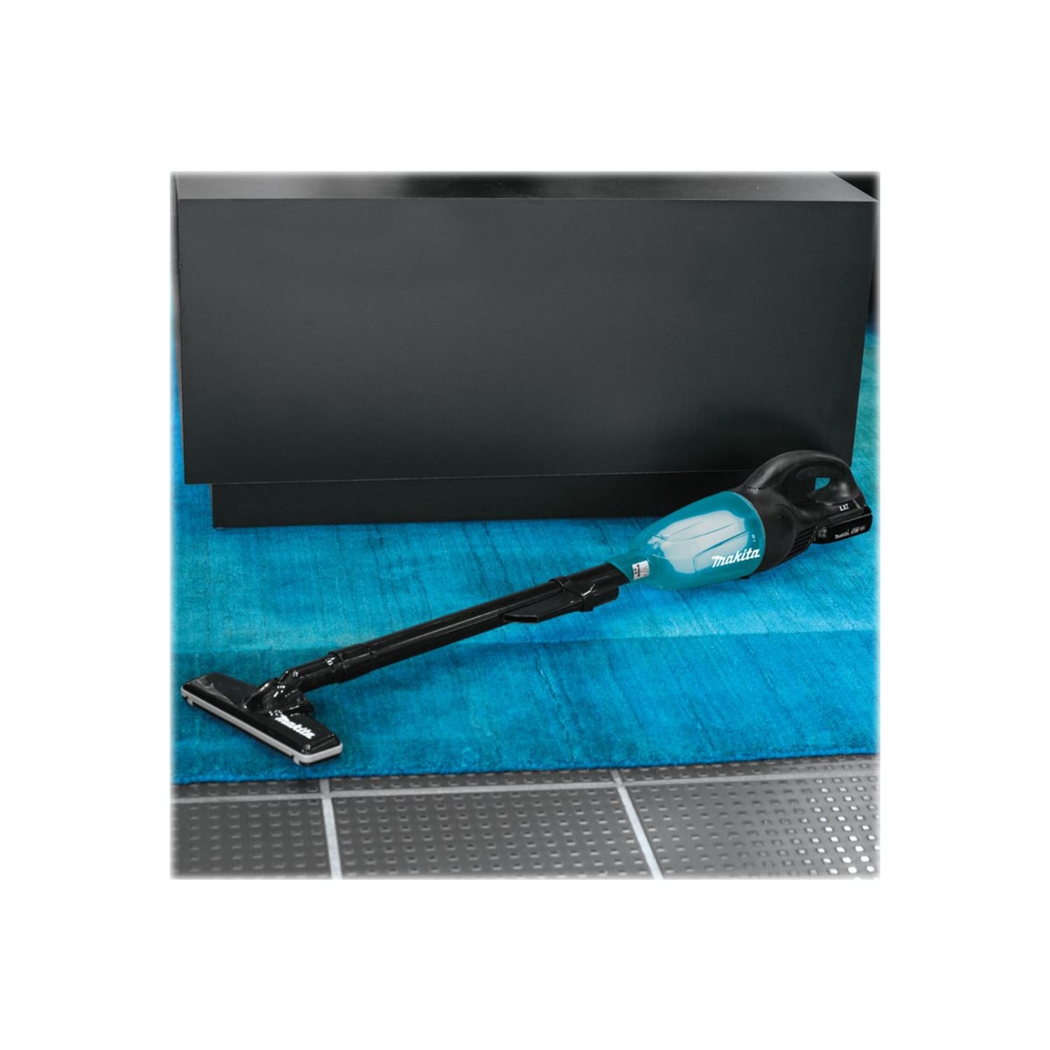 Makita 18V LXT Lithium-Ion Compact Cordless Vacuum Kit, Black - Image 6