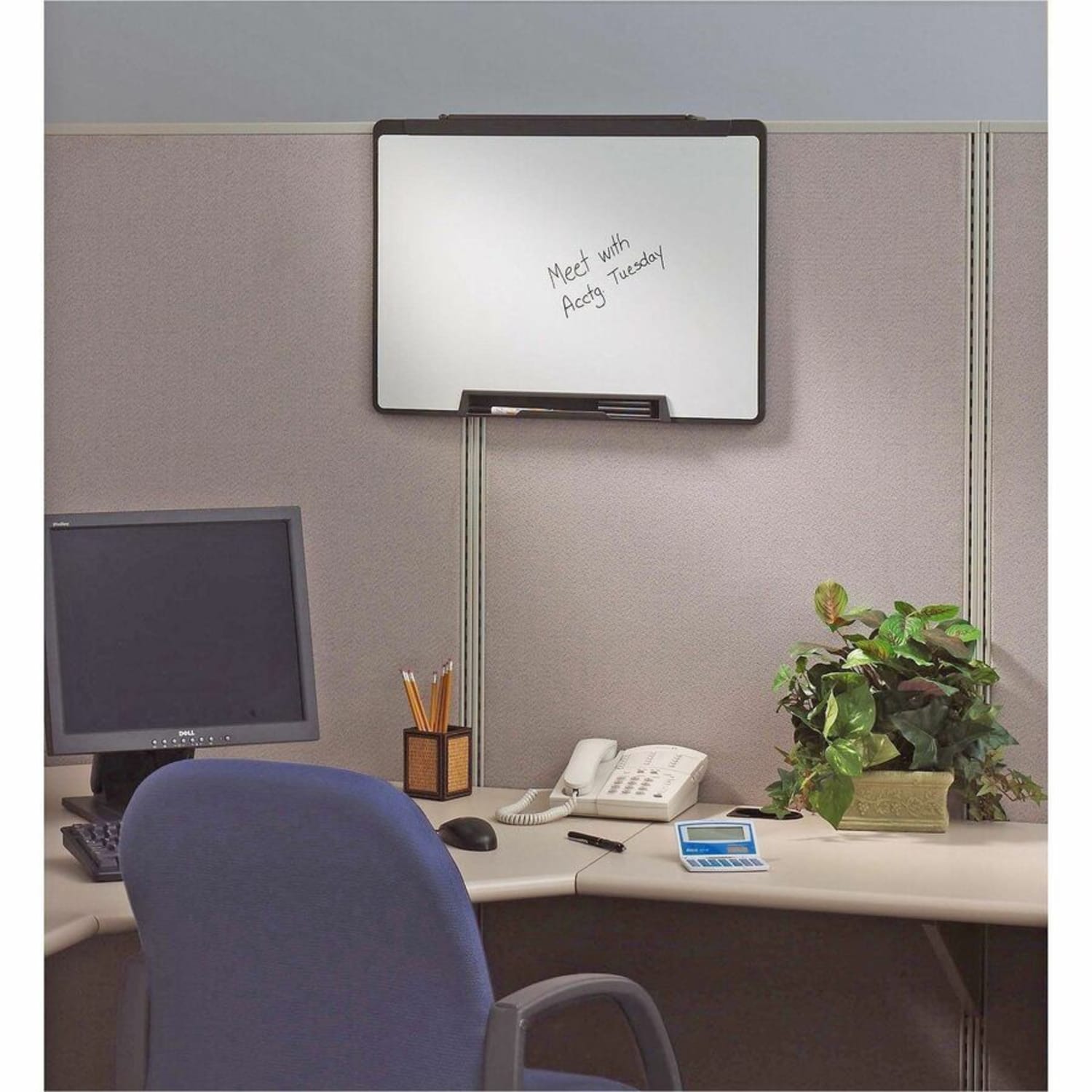 Quartet Cubicle Motion Dry-Erase Whiteboard, 18in x 24in, Aluminum Frame With Black Finish - Image 4