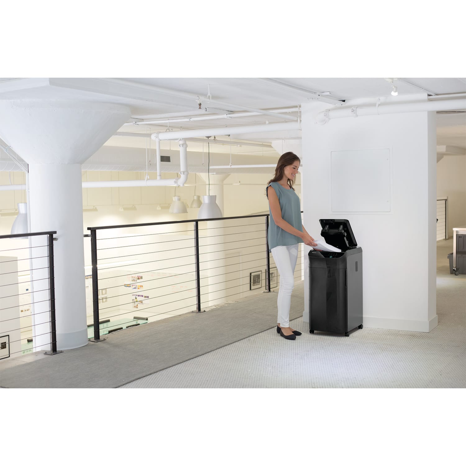 Fellowes AutoMax 350C 350 Sheet Cross-Cut Shredder, 4964001 - Image 3
