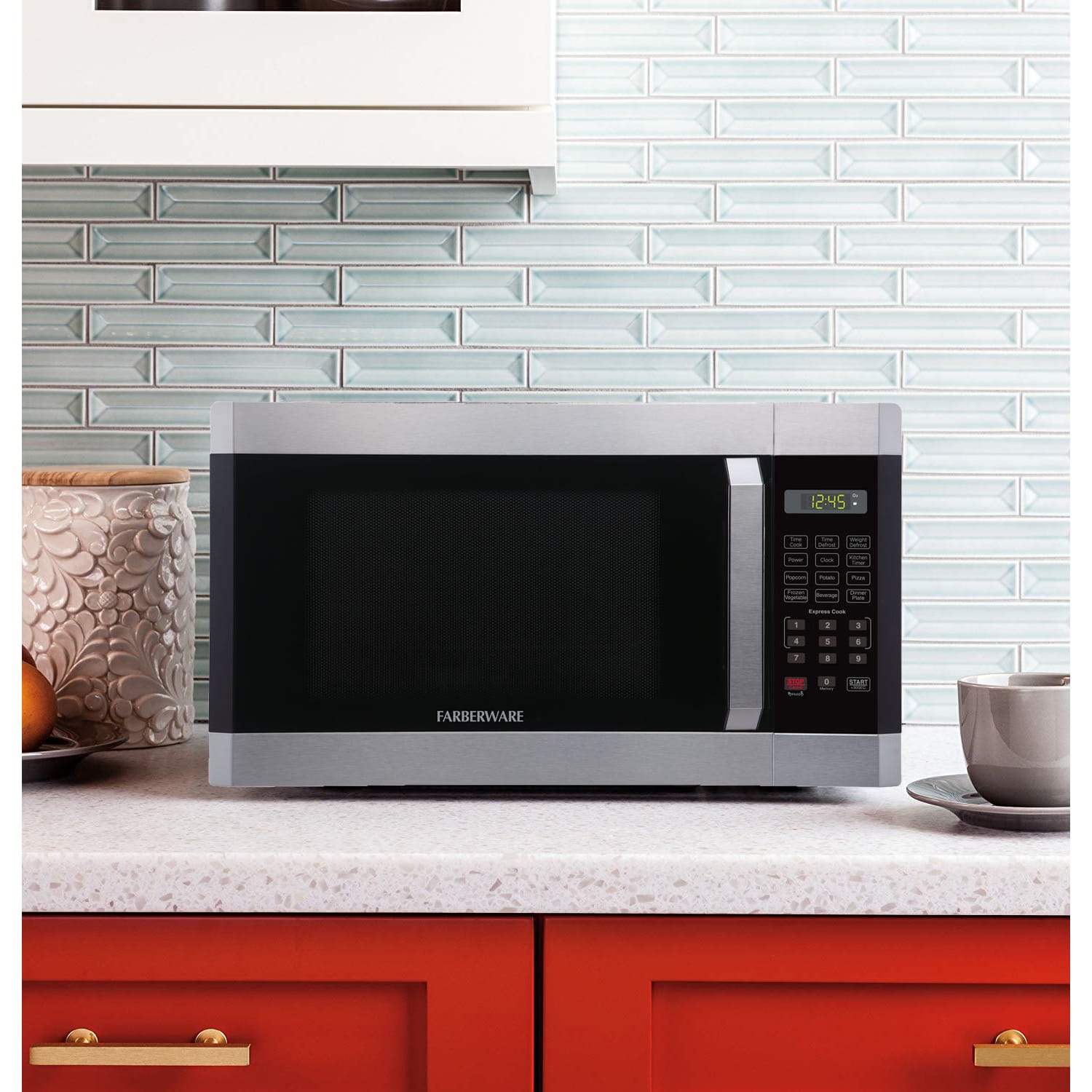 Farberware Professional FMO16AHTBKC 1.6 Cu. Ft. Microwave Oven, Silver - Image 4