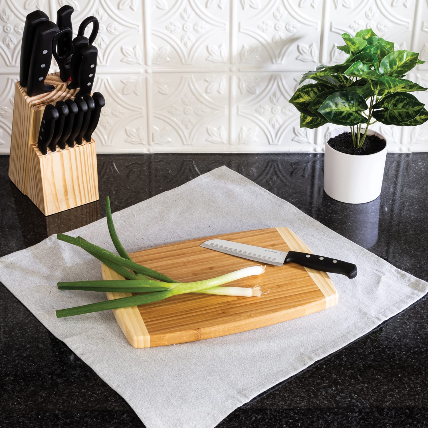 Joyce Chen Burnished Bamboo Cutting Board (Medium) J34-0003 - Image 5