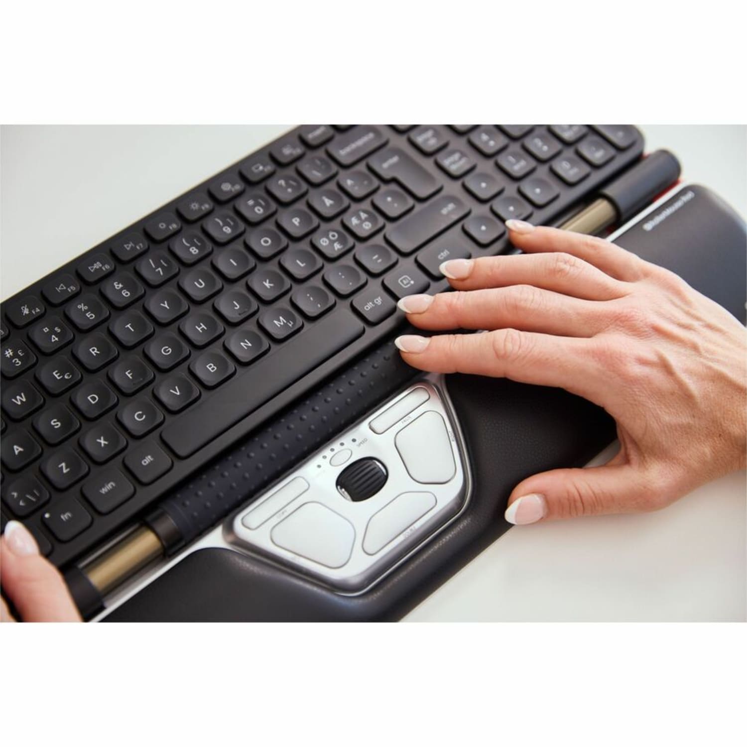 Contour Ergonomic Centred Mouse, Wired, CDRMRED20110 - Image 5