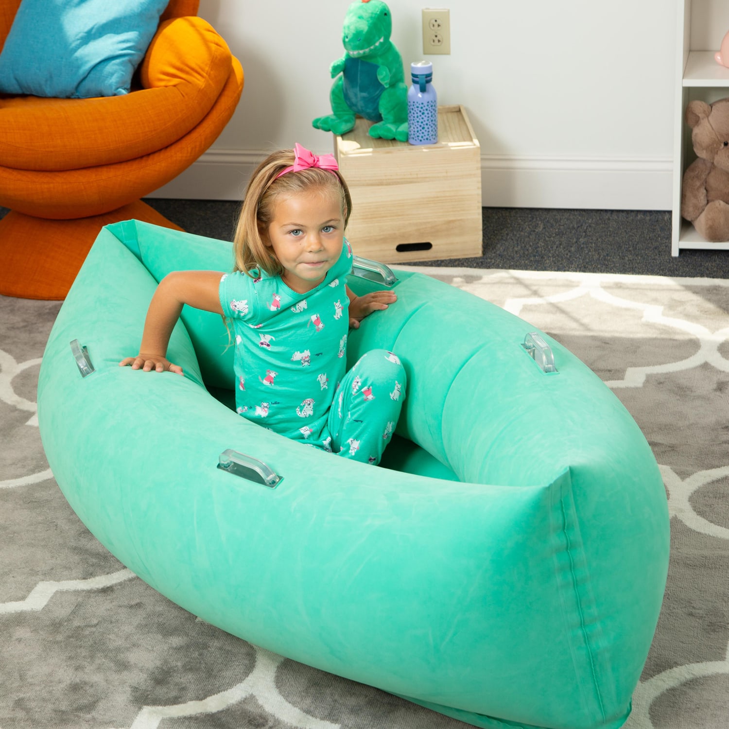 Bouncyband Comfy Hugging Peapod PVC Sensory Pod, 60in, Green - Image 5