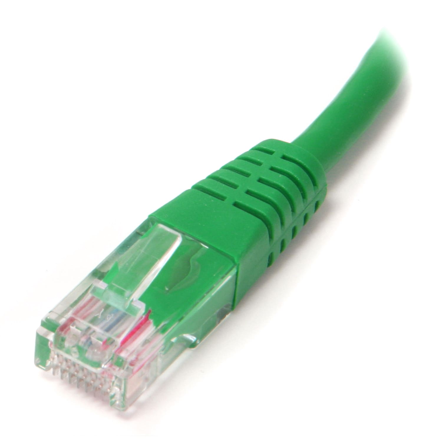 StarTech.com 10 ft Green Molded Cat5e UTP Patch Cable  - 10ft Cat5e Patch Cable - 10ft Cat 5e Patch Cable - M45PATCH10GN - Image 3