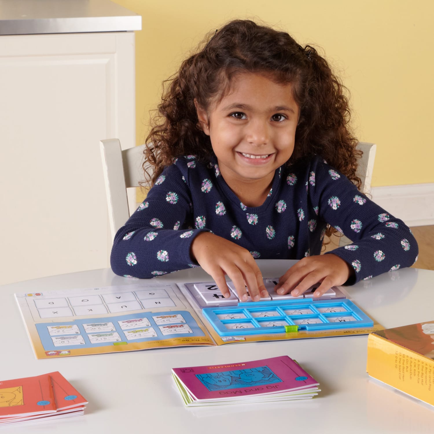 Hand2Mind Learn To Read With Bob Books And Versatiles Advancing Beginners Set - Image 5