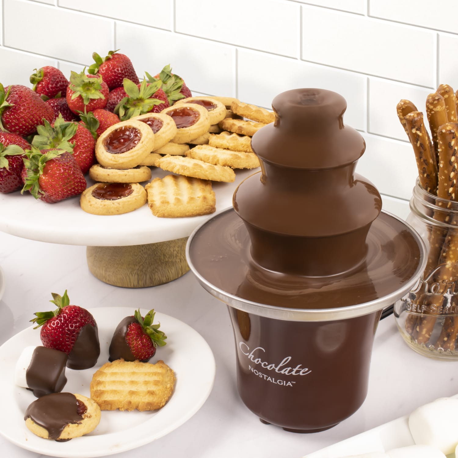 Nostalgia Electrics CFF3BR 3-Tier Chocolate Fondue Fountain, Brown - Image 5