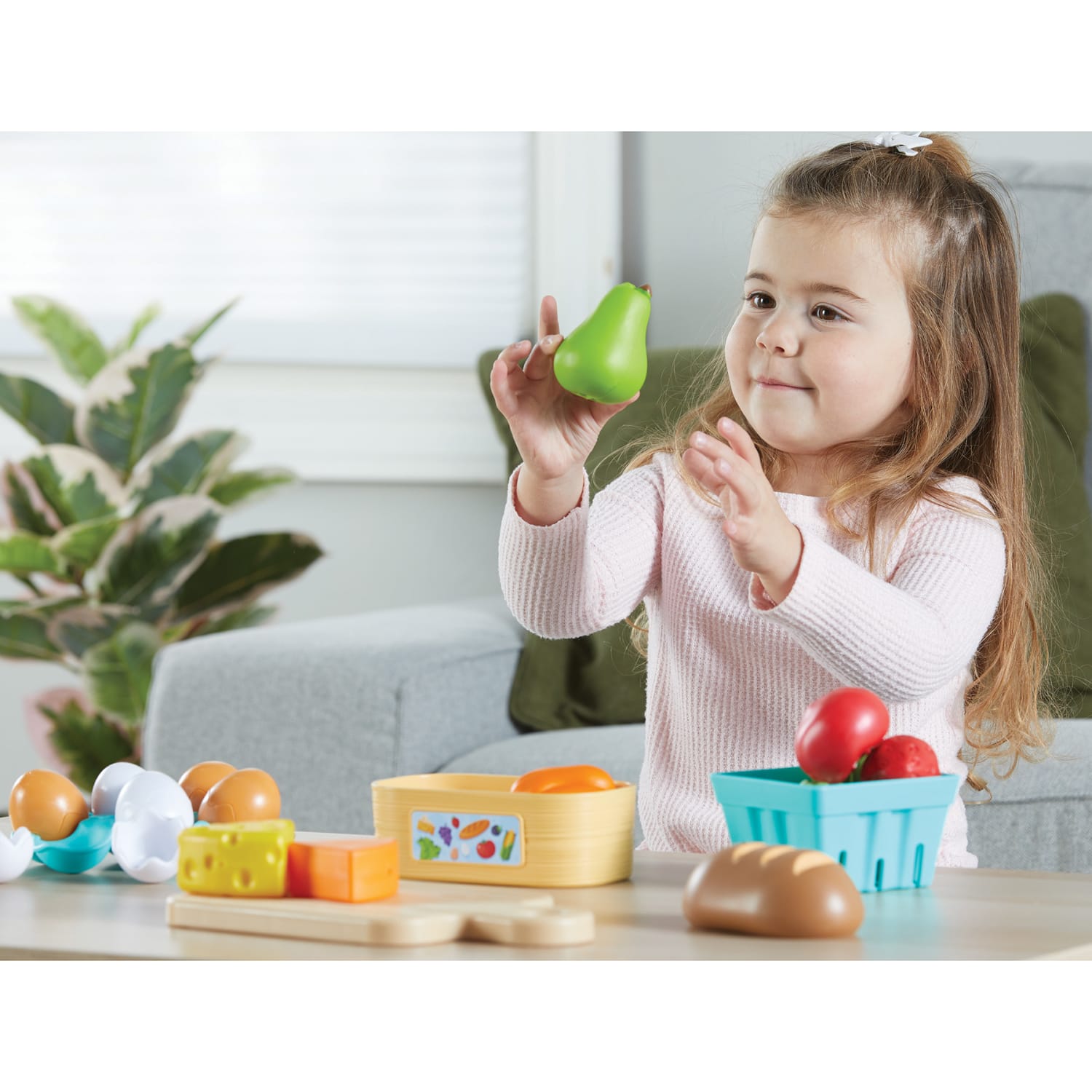 Learning Resources New Sprouts Fresh Market Set - Image 6