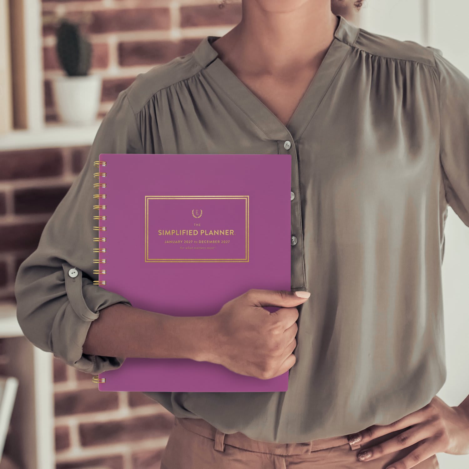 Simplified by Emily Ley for AT-A-GLANCE 2027 Weekly Monthly Planner, Nostalgia Pink, Large, 8 1/2in x 11in - Image 6