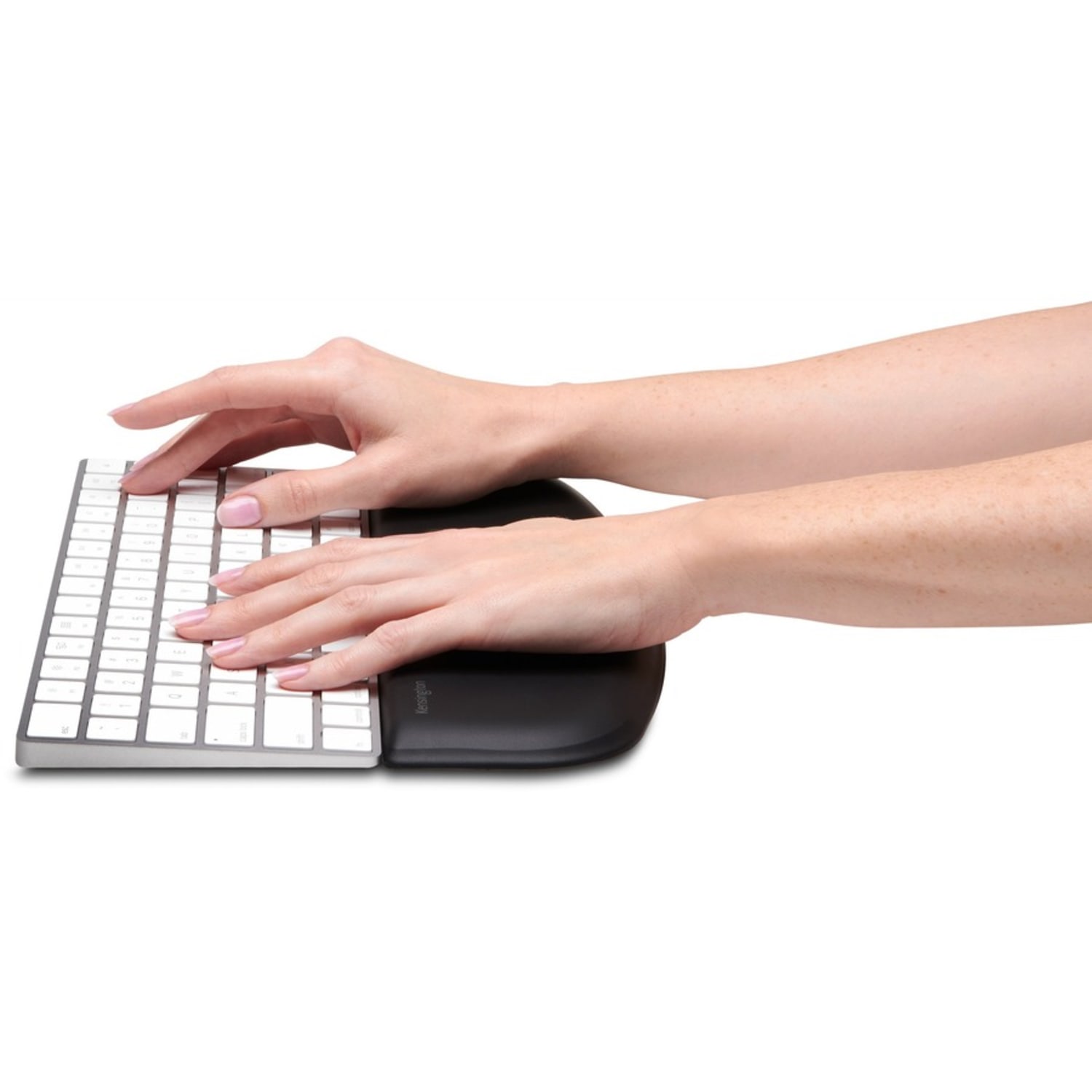 Kensington ErgoSoft Wrist Rest for Slim, Compact Keyboards - 0.39inx11inx3.98in Dimension - Gel, Rubber - K52801WW - Image 3