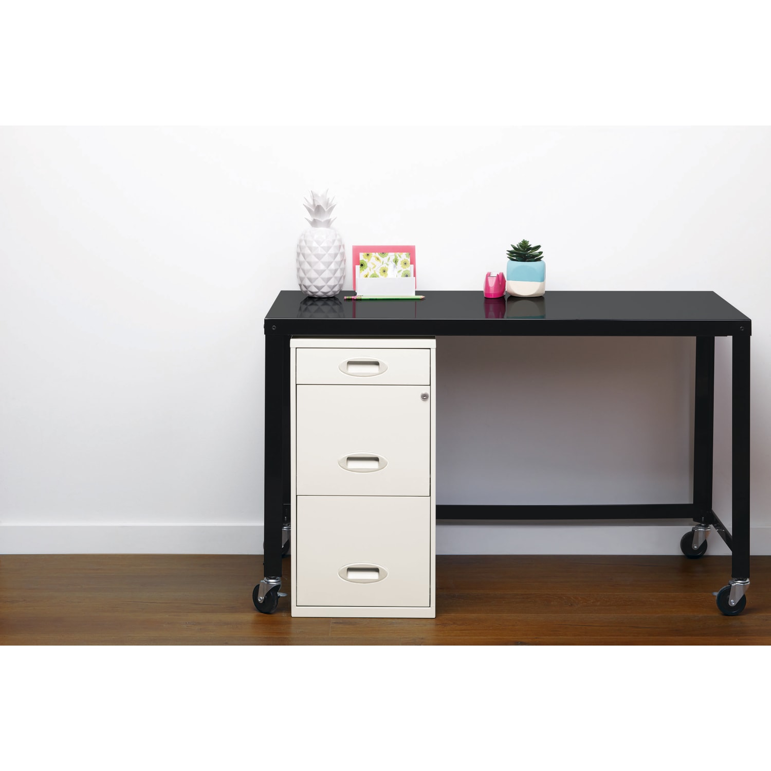 Realspace 18inD Vertical 3-Drawer Letter-Size File Cabinet, Metal, Pearl White - Image 4