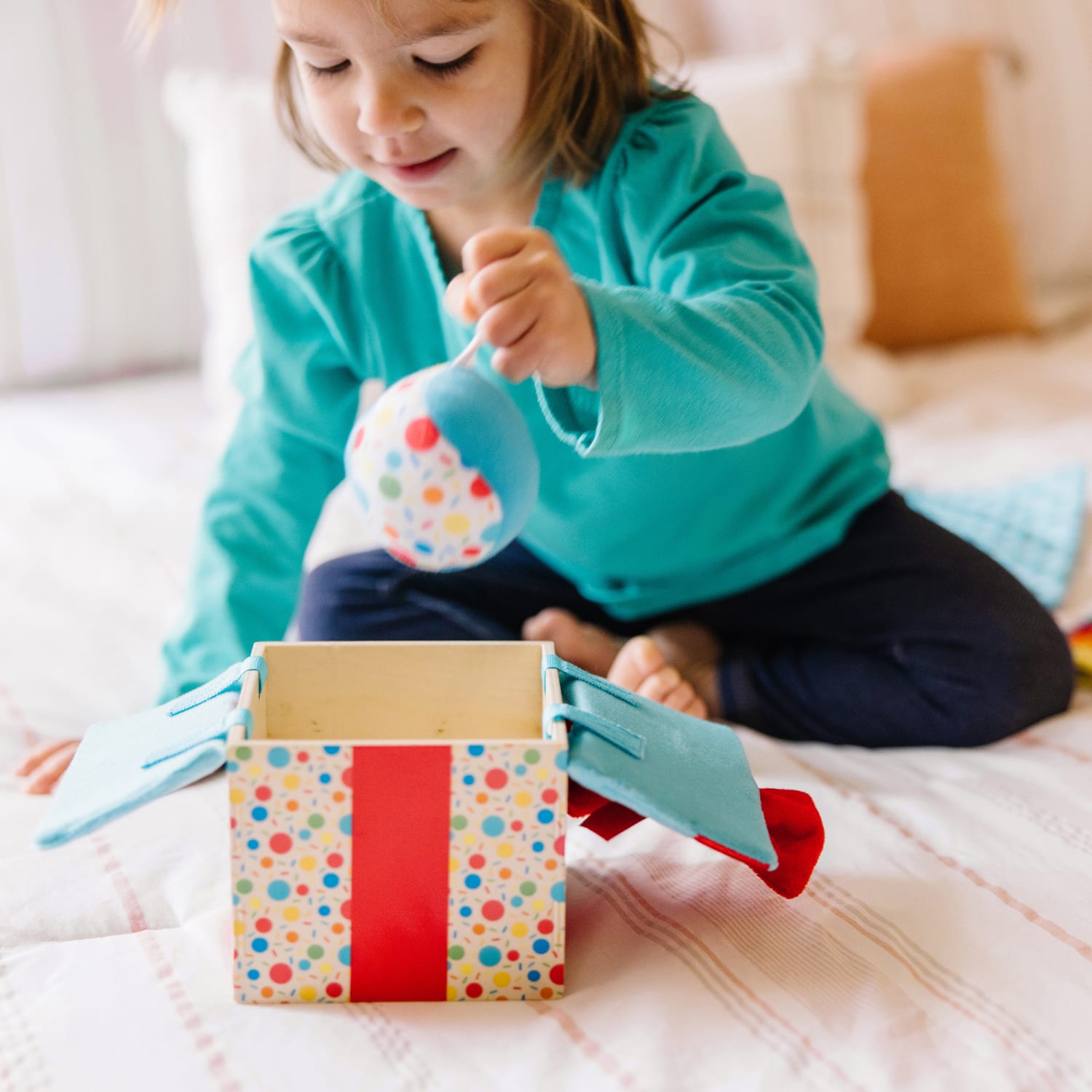 Melissa & Doug Wooden Surprise Gift Box - Image 5