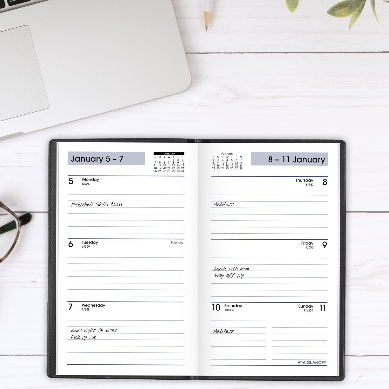 AT-A-GLANCE DayMinder 2026 Weekly Planner, Black, Pocket, 3 1/2in x 6in - Image 3