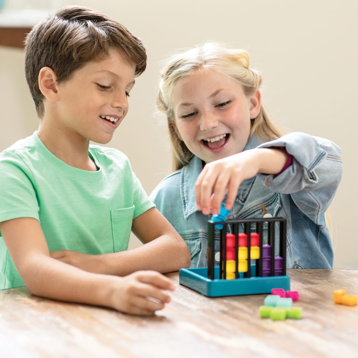Educational Insights Kanoodle Gravity Puzzle Game - Image 5