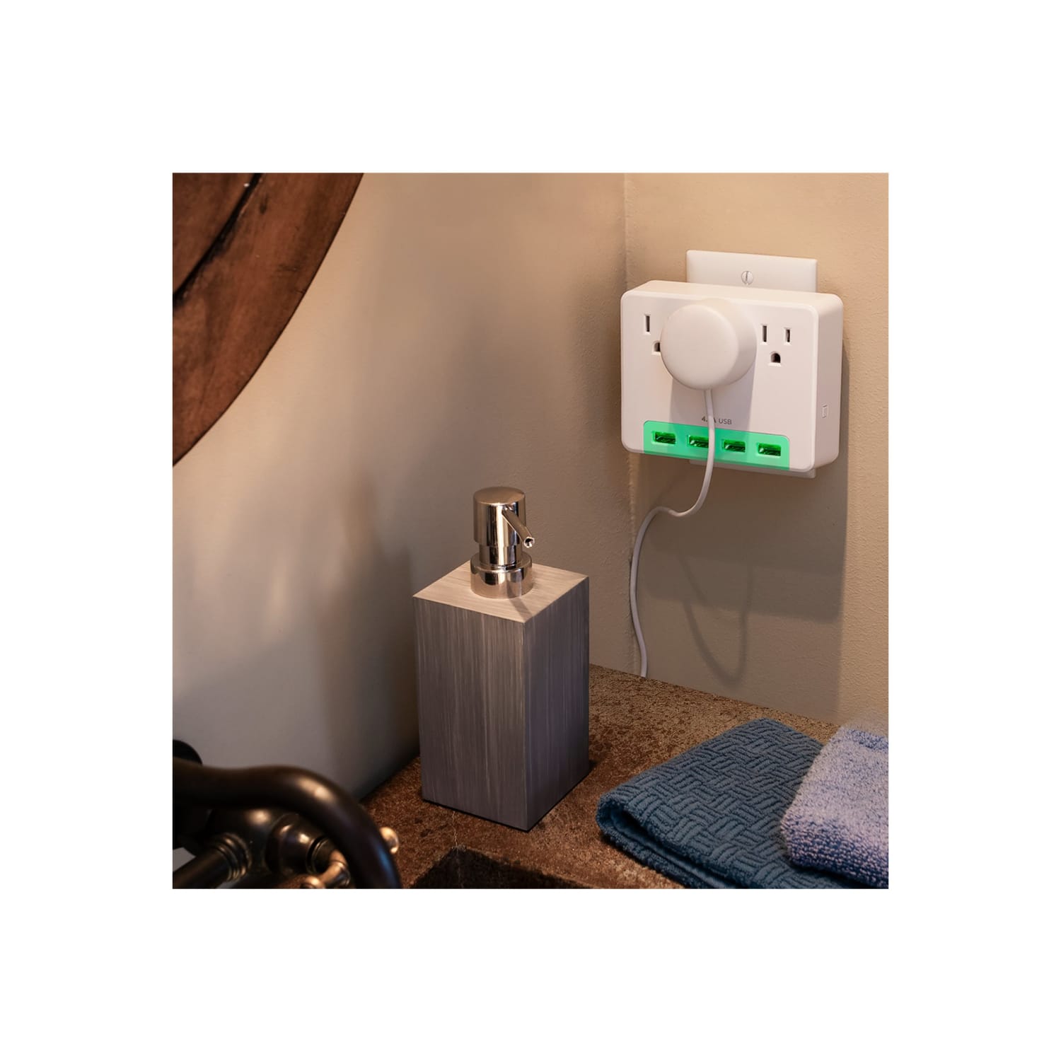CyberPower Professional Series P3WUH - Surge protector - AC 125 V - output connectors: 3 - white - Image 5