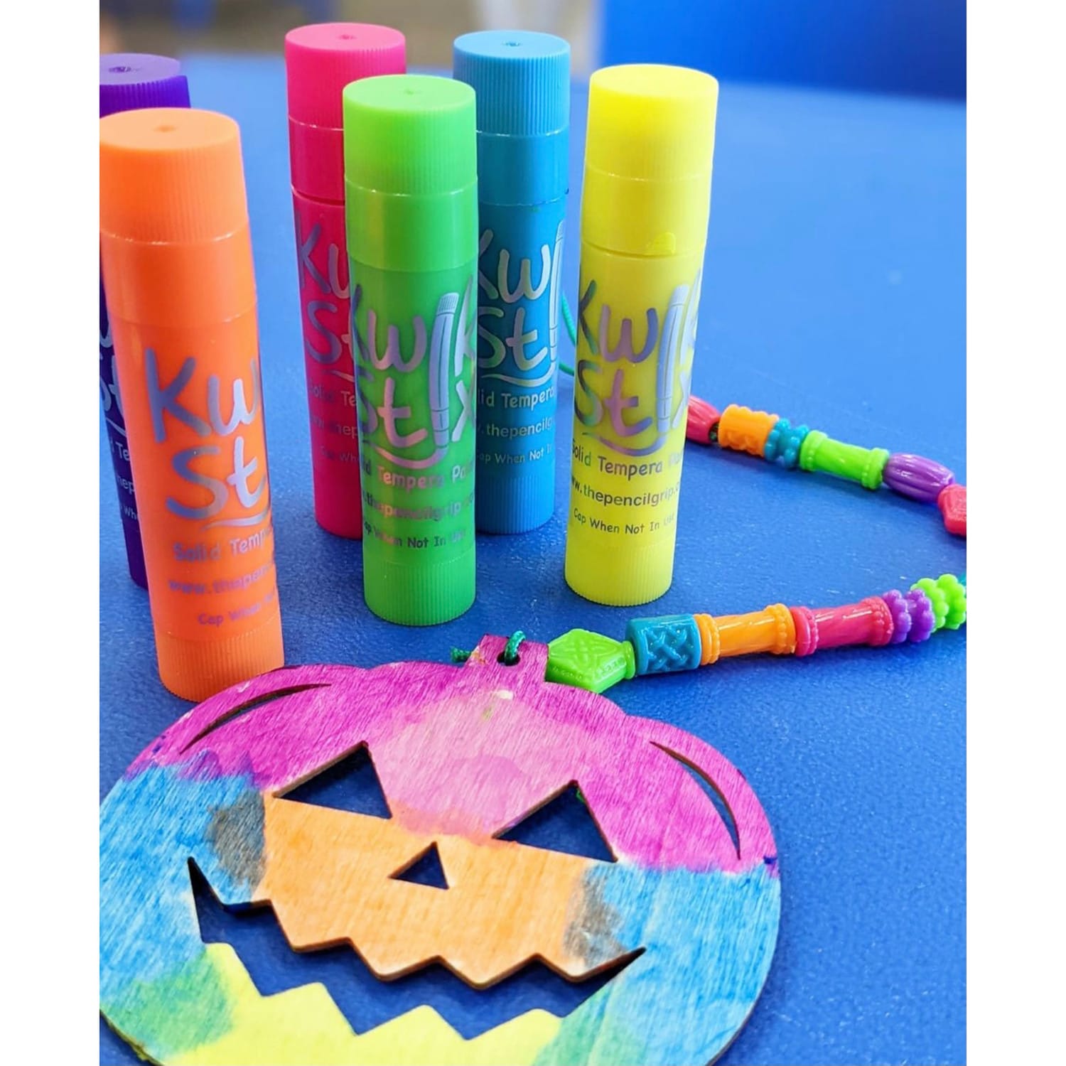 The Pencil Grip Kwik Stix Solid Tempera Paint Sticks, 10 mL, Neon Colors, Pack Of 6 Sticks, Set Of 6 Packs - Image 5