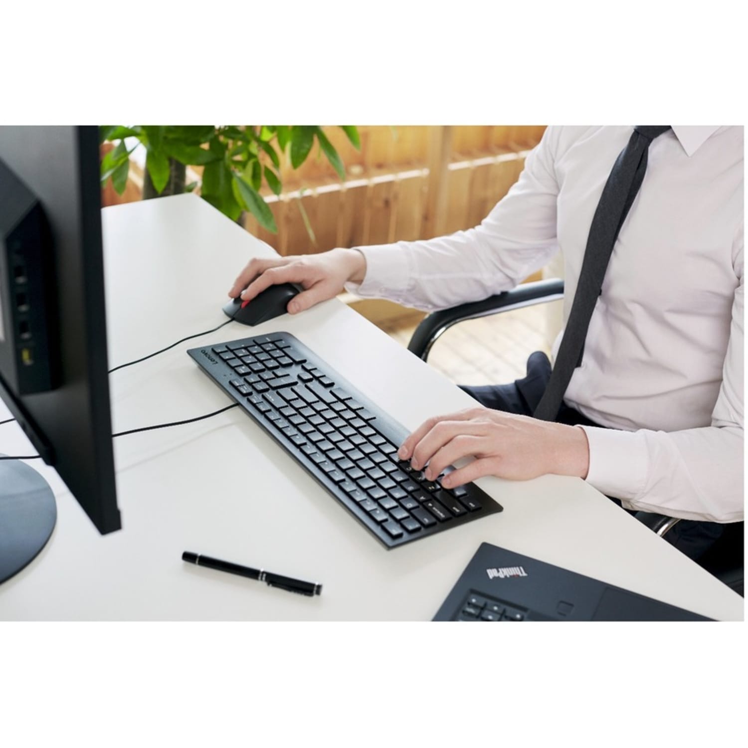 Lenovo Essential USB Mouse - Optical - Cable - Black - USB - 1600 dpi - Scroll Wheel - 3 Button(s) - Symmetrical - 1 Each - Image 6