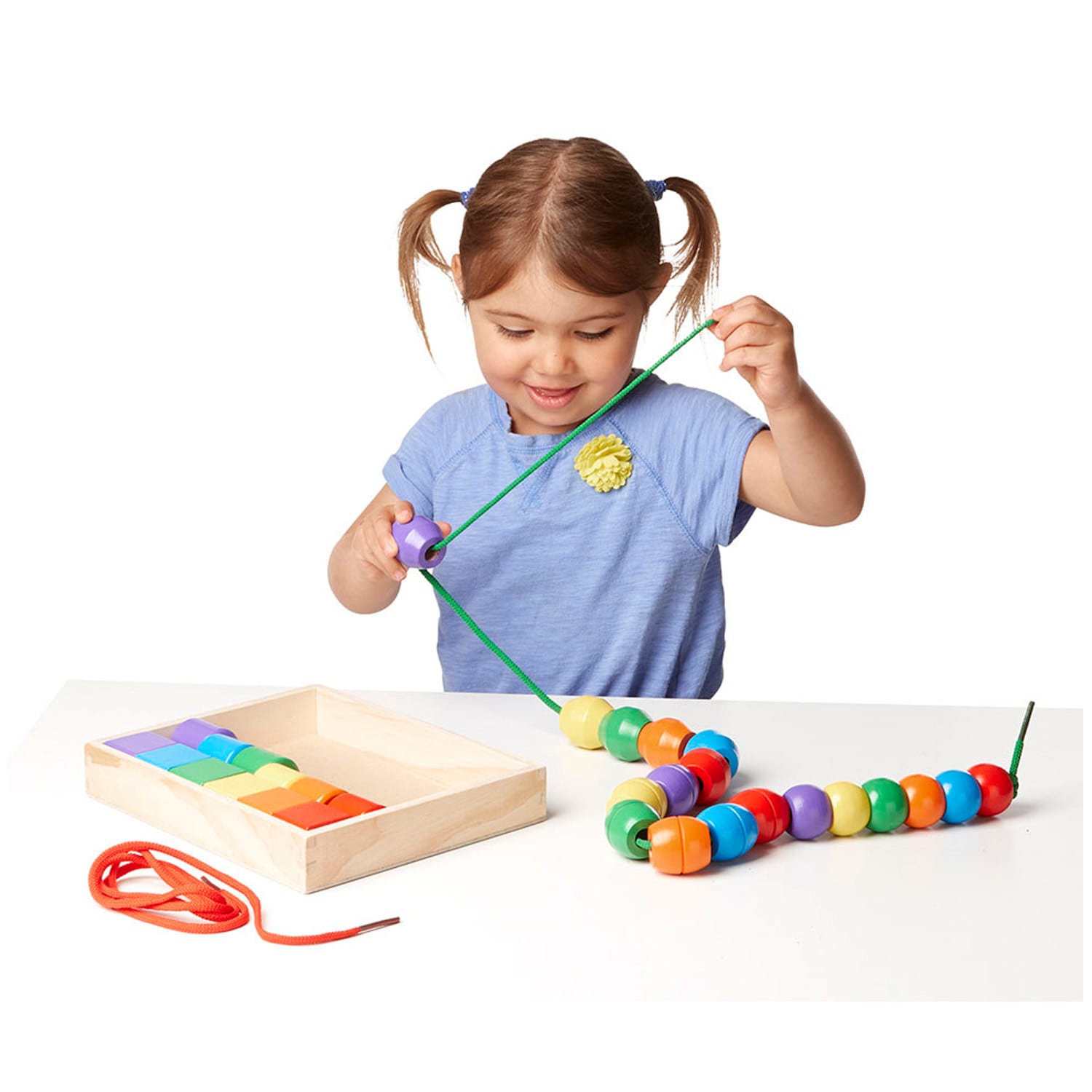 Melissa & Doug Primary Lacing Beads - Image 4