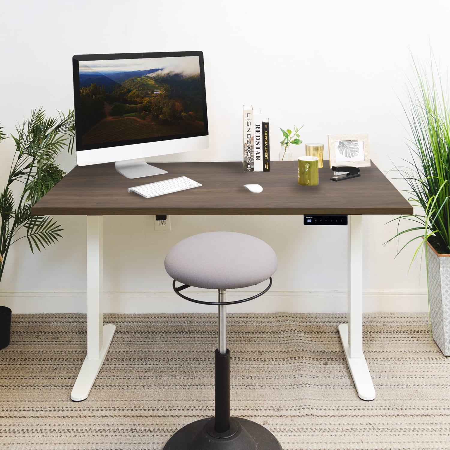 Mount-It! Electric Standing Desk With Adjustable Height And 55inW Tabletop, Adrift - Image 3