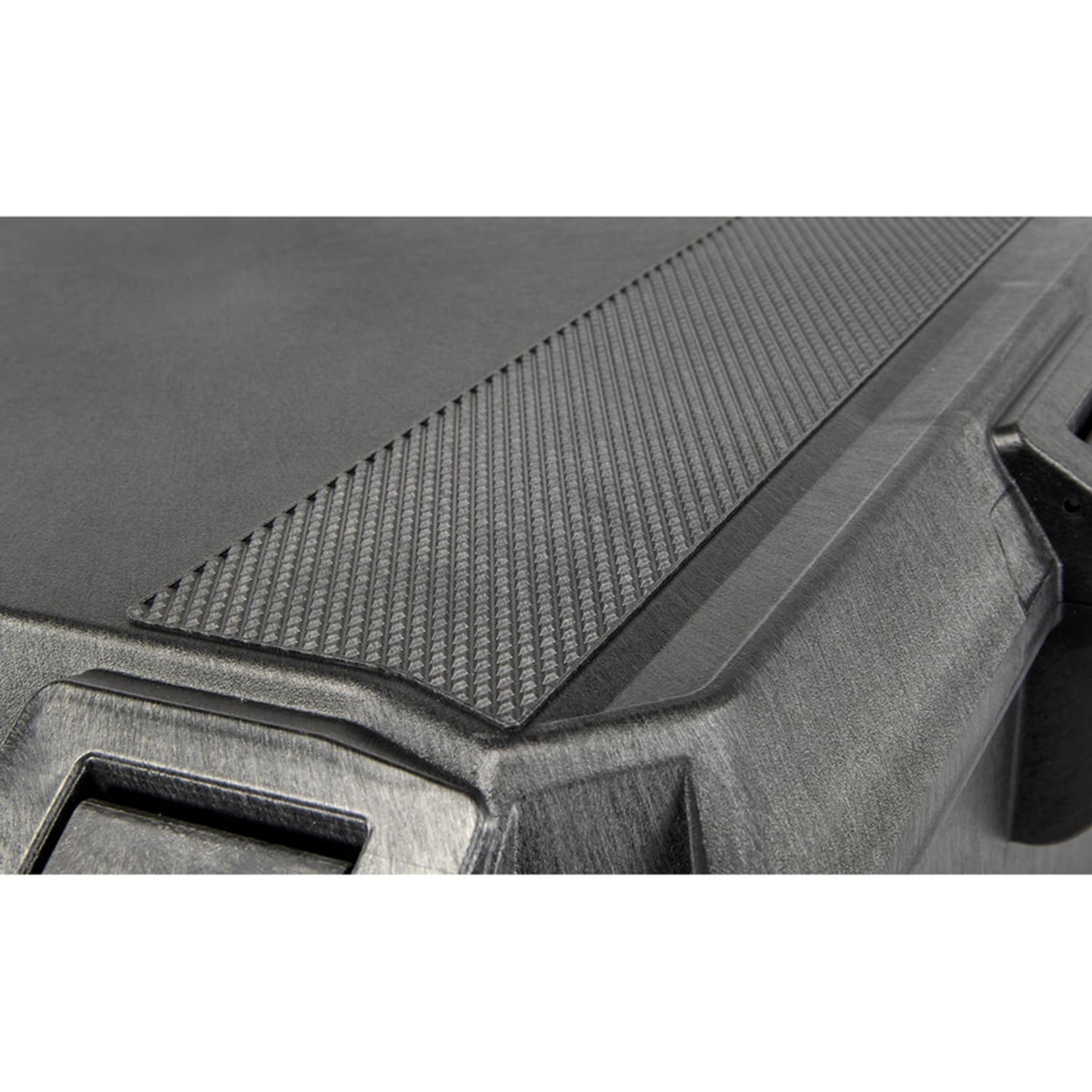 Pelican Polyethylene Vault V600 Large Equipment Case With Foam, 24-9/16inH x 20-5/8inW x 10-3/16inD, Black - Image 5