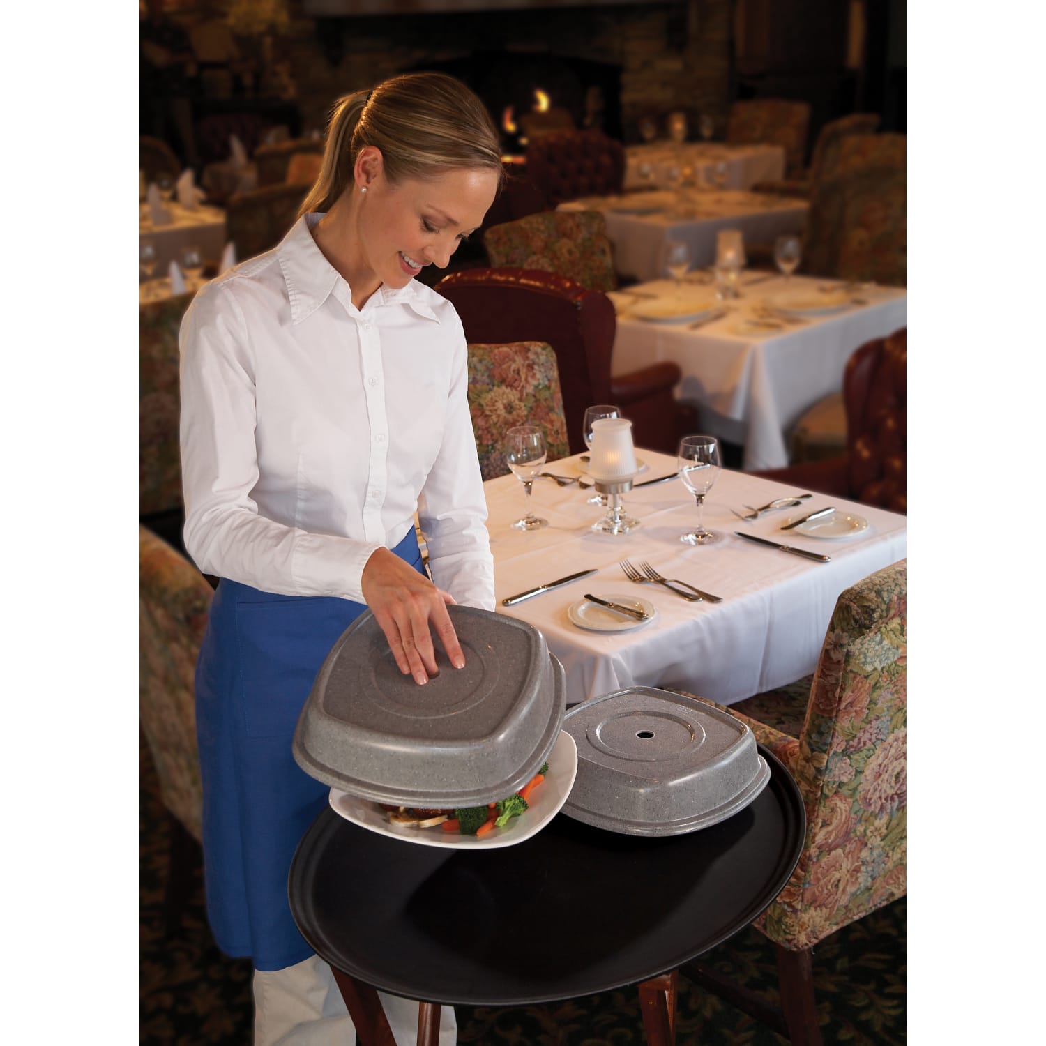 Cambro Camtread Oval Serving Trays, 25inW, Black, Pack Of 6 Trays - Image 4