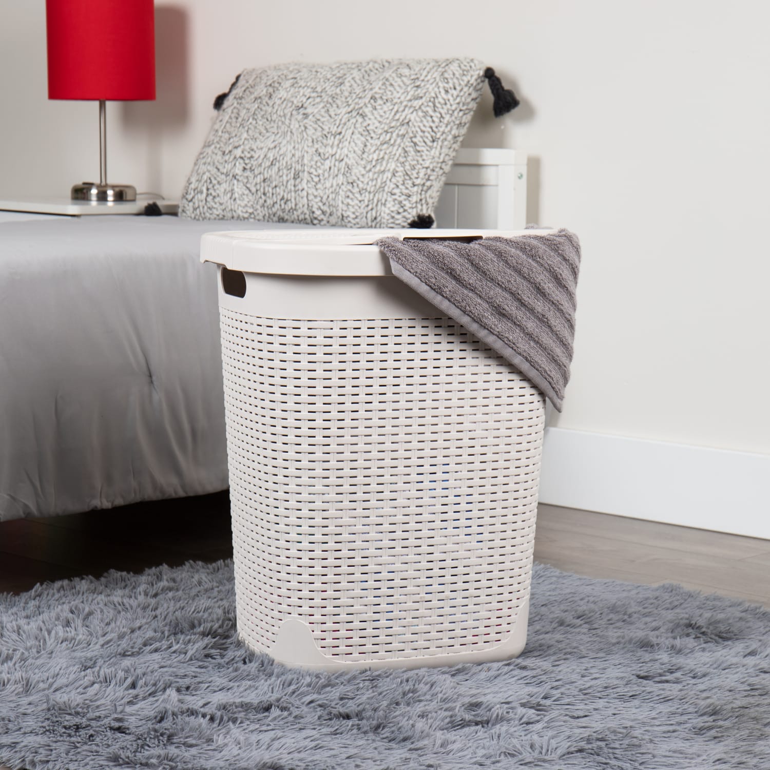 Mind Reader 50L Slim Laundry Hamper Clothes Basket With Lid, 21inH x 13-3/4inW, Ivory - Image 3