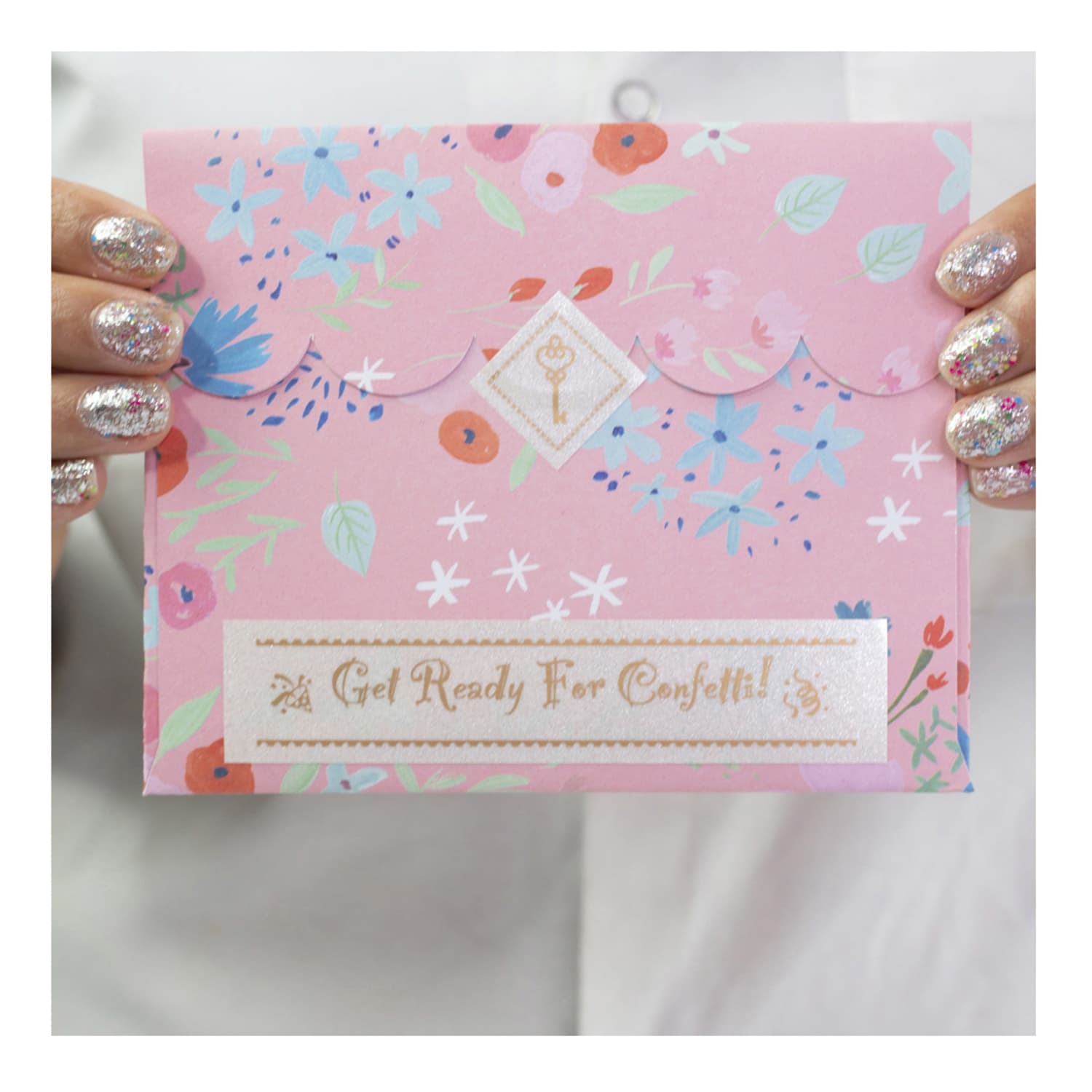 Brother TZe Premium Glitter Laminated Tape, 15/16in x 26-3/16ft, Gold Ink/White Tape - Image 4