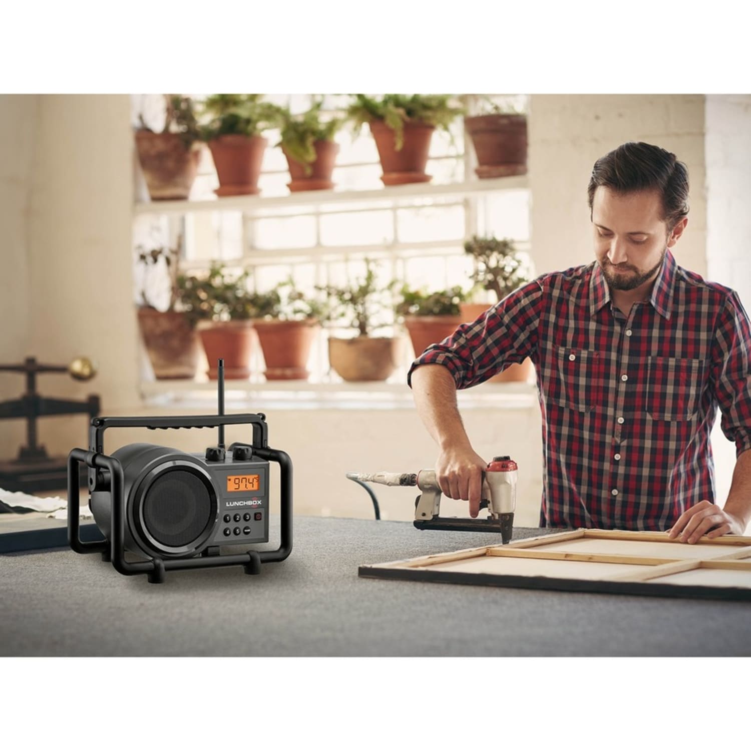 Sangean SG-102 Compact FM / AM Ultra Rugged Radio Receiver - 5 x AM, 5 x FM - LCD Display - 4 - Image 6