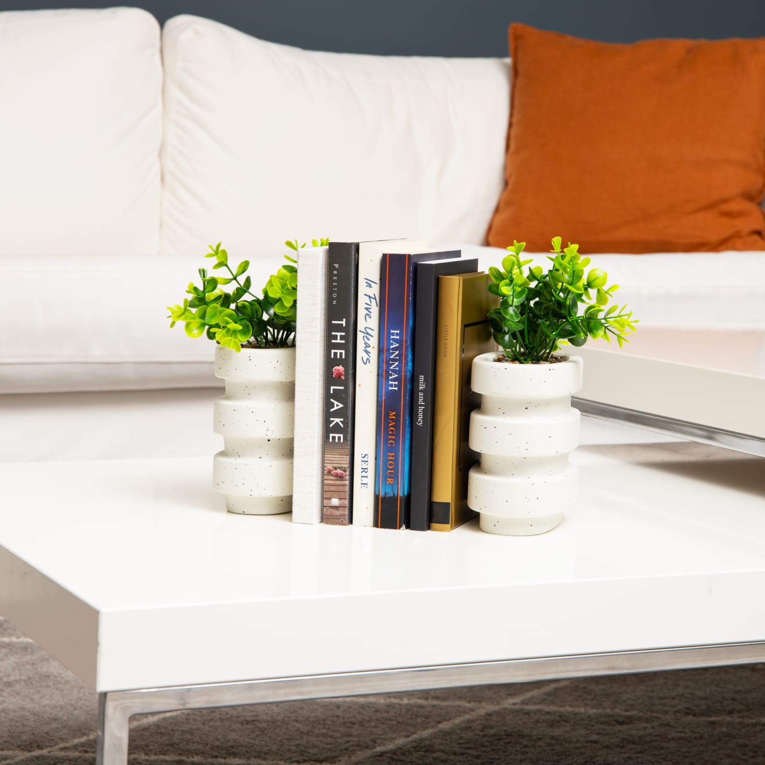 Mind Reader Ribbed Cement Planter Bookends, 5in x 3in, White, Total Qty 2 - Image 6