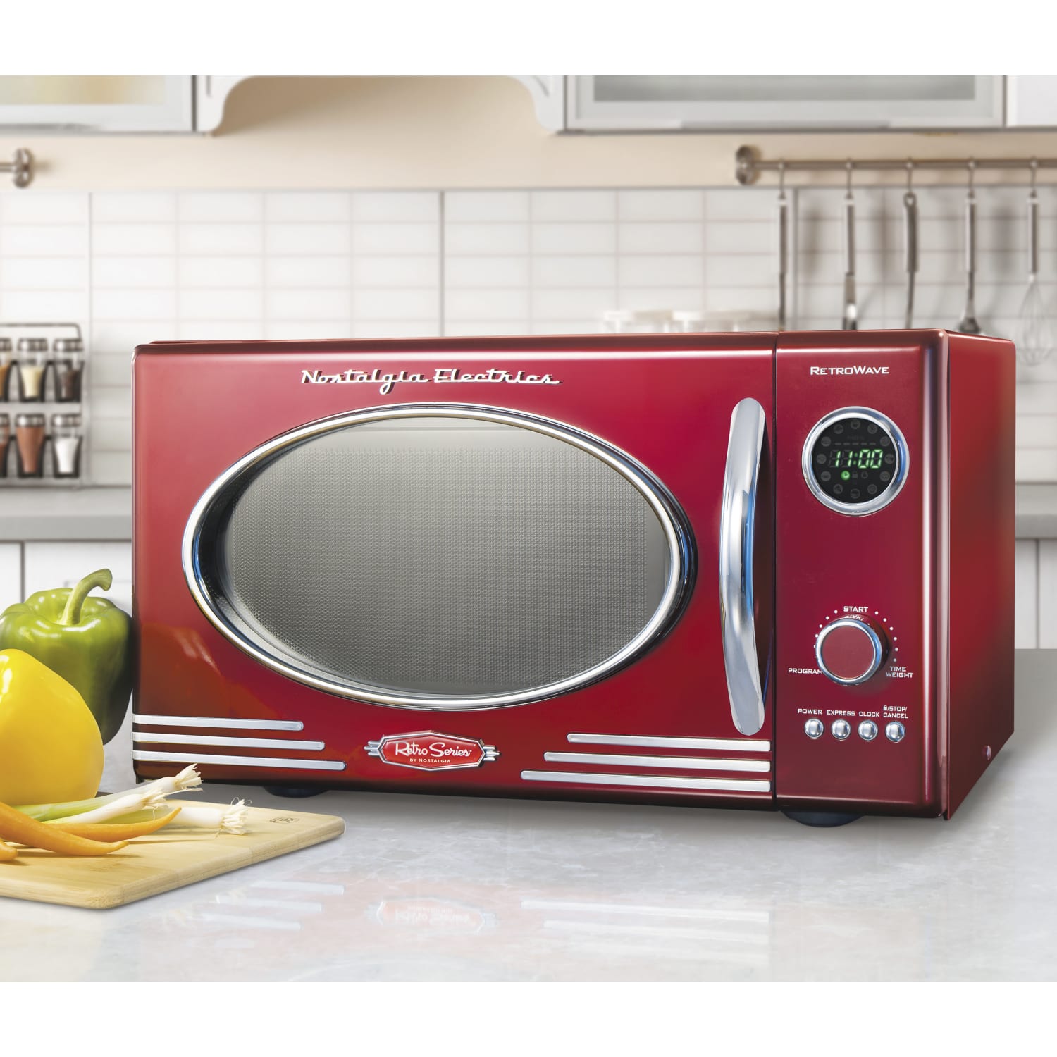 Nostalgia Electrics Retro 0.9 Cu Ft 800-Watt Countertop Microwave, Retro Red - Image 3