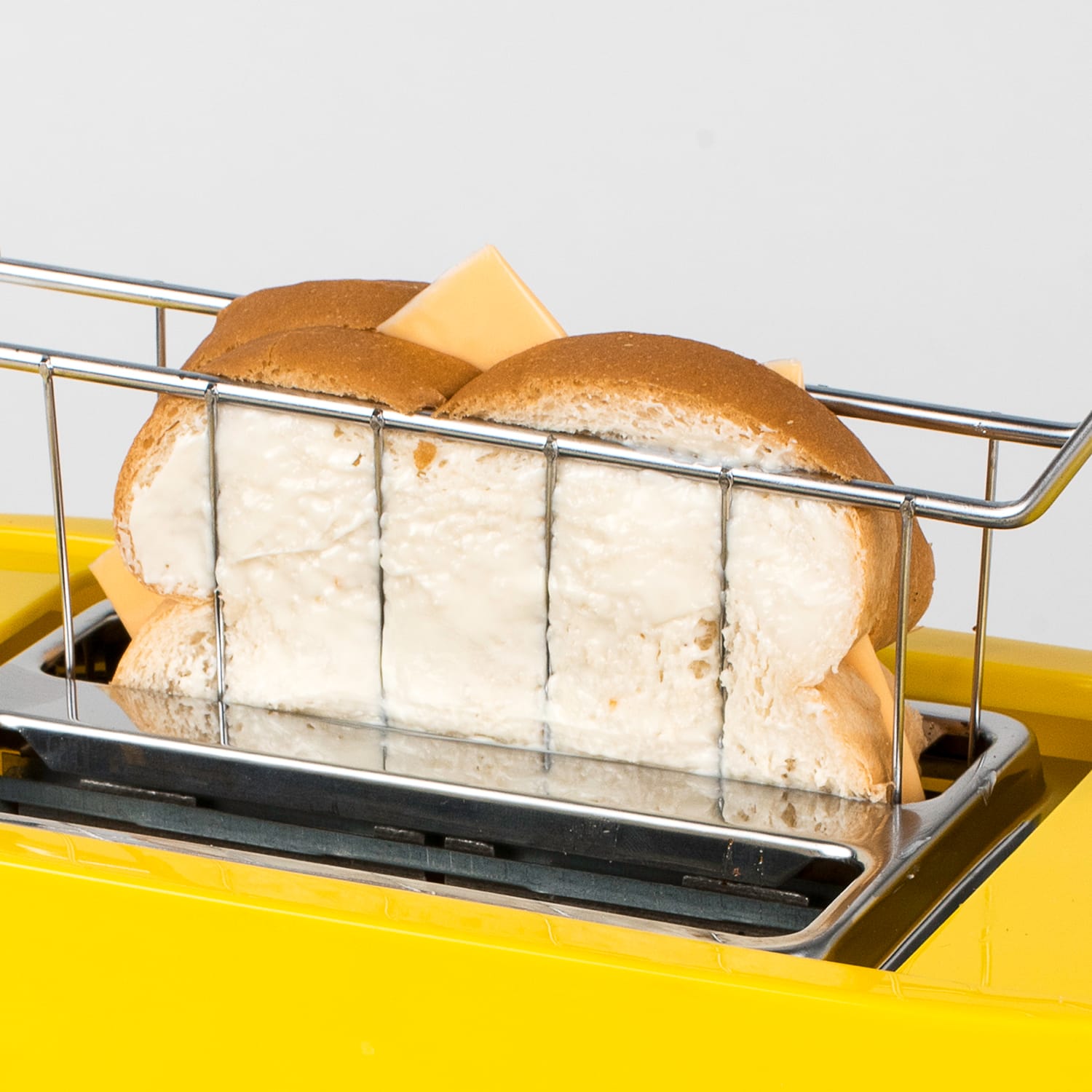 Nostalgia Electrics 2-Slice Grilled Cheese Toaster, Yellow - Image 4
