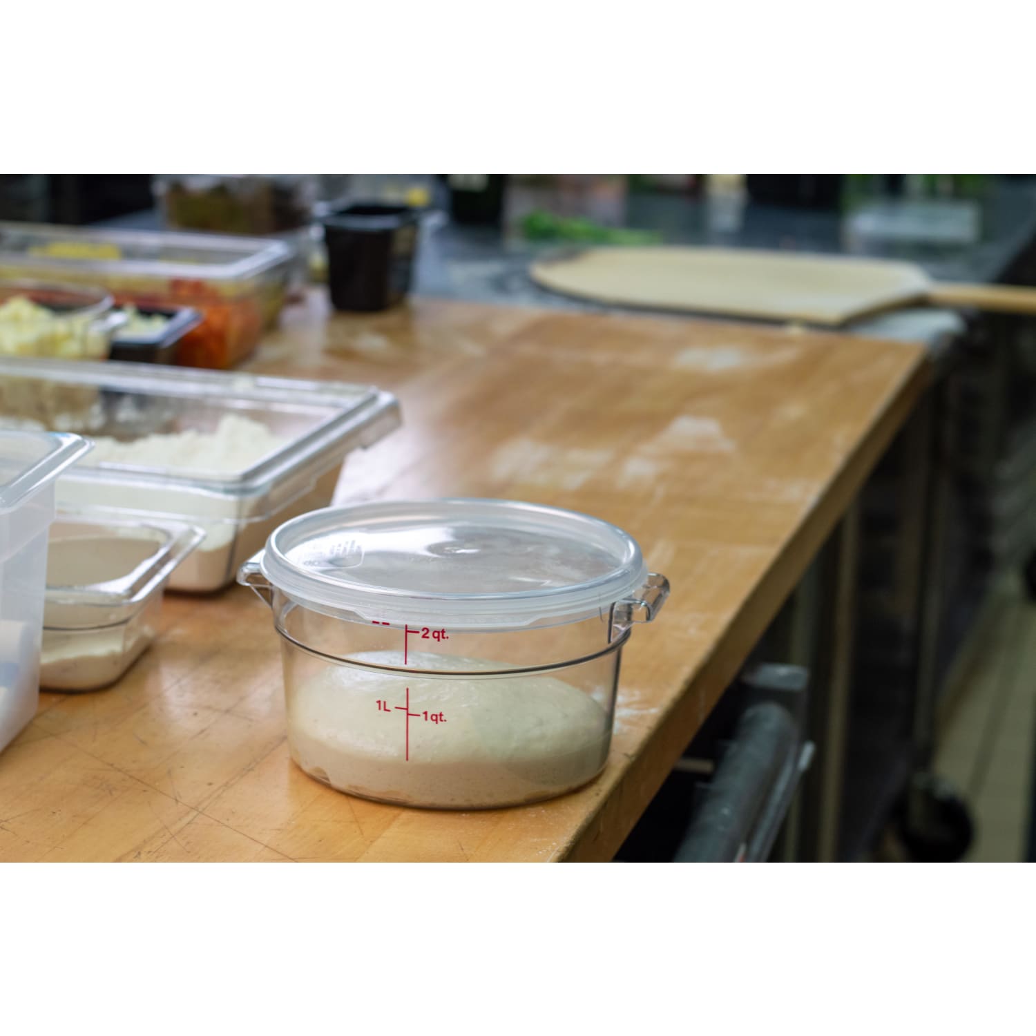 Cambro Camwear 2-Quart Round Storage Containers, Clear, Set Of 12 Containers - Image 3