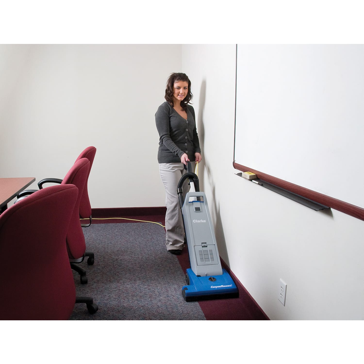 Clarke CarpetMaster 115 HEPA Upright Vacuum - Image 6