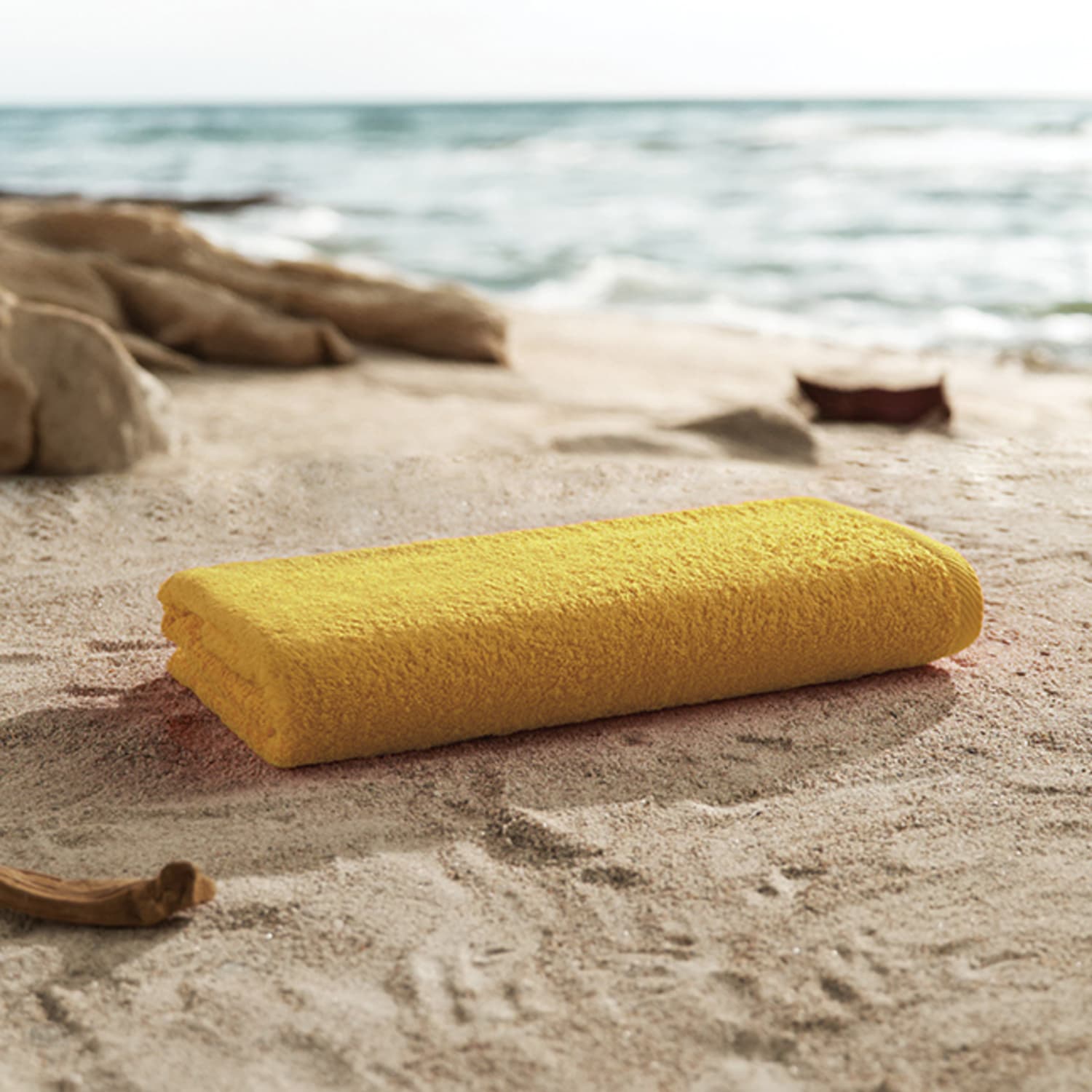 Splash Solid Pool Towels, 35in x 70in, Yellow, Pack Of 18 Towels - Image 3