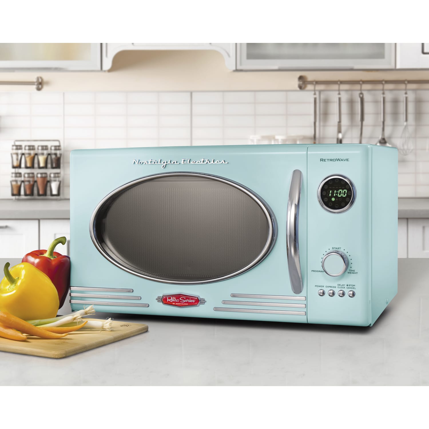 Nostalgia NRMO9AQ Retro Microwave Oven, 0.9 Cu. Ft., Aqua - Image 3