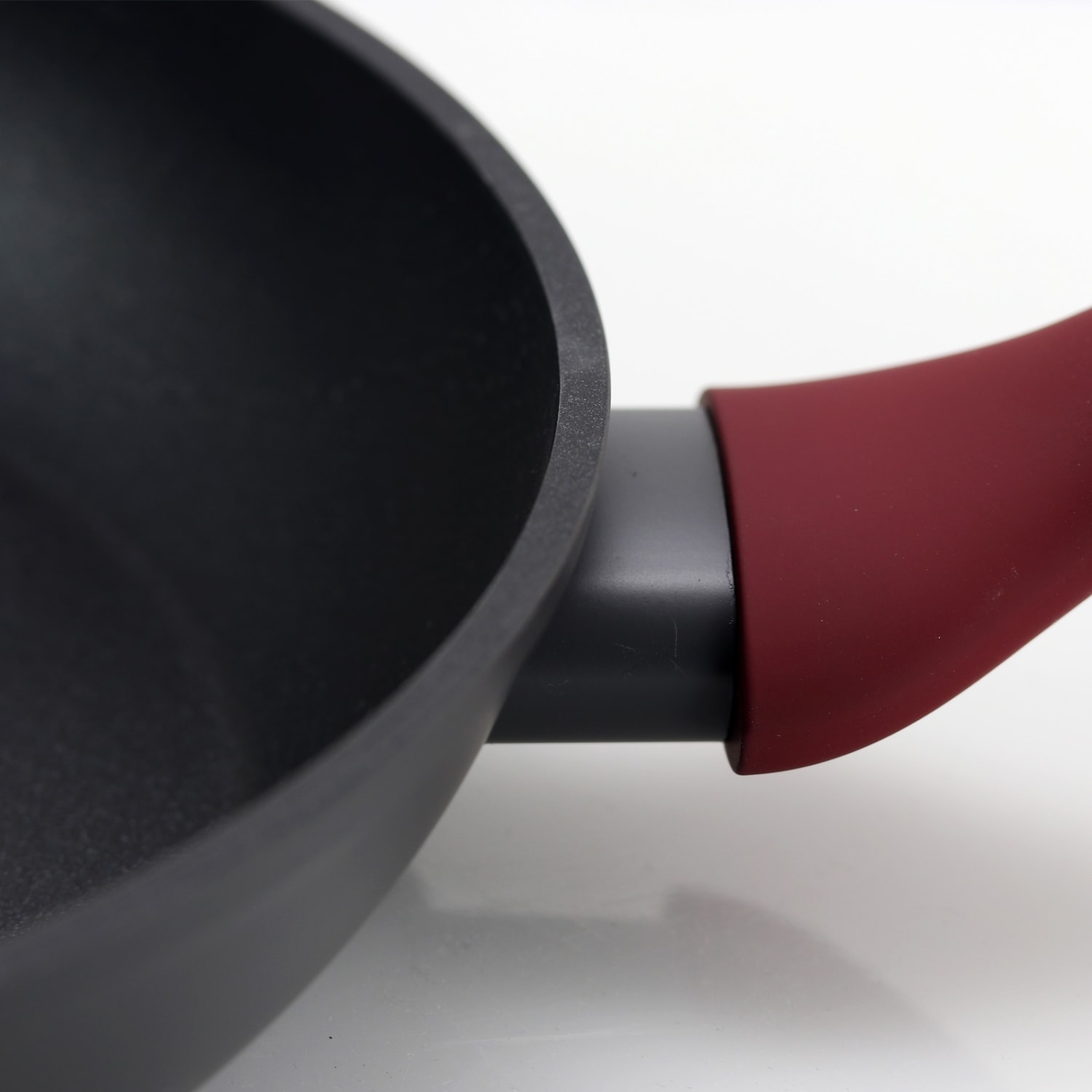 Gibson Home Marengo Aluminum Frying Pan, 10in, Red/Grey - Image 4