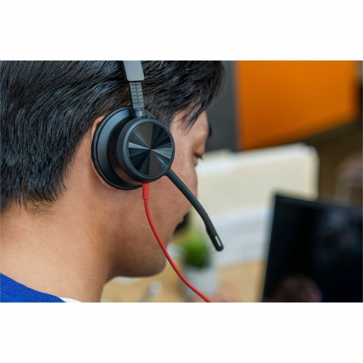 Poly Blackwire 8225 Stereo Microsoft Teams Certified USB-C Headset + USB-C/A Adapter - Stereo - USB Type C - Wired - 32 Ohm - On-ear - Binaural - Ear-cup - 7.10 ft Cable - Omni-directional, Noise Cancelling Microphone - Black - Image 4
